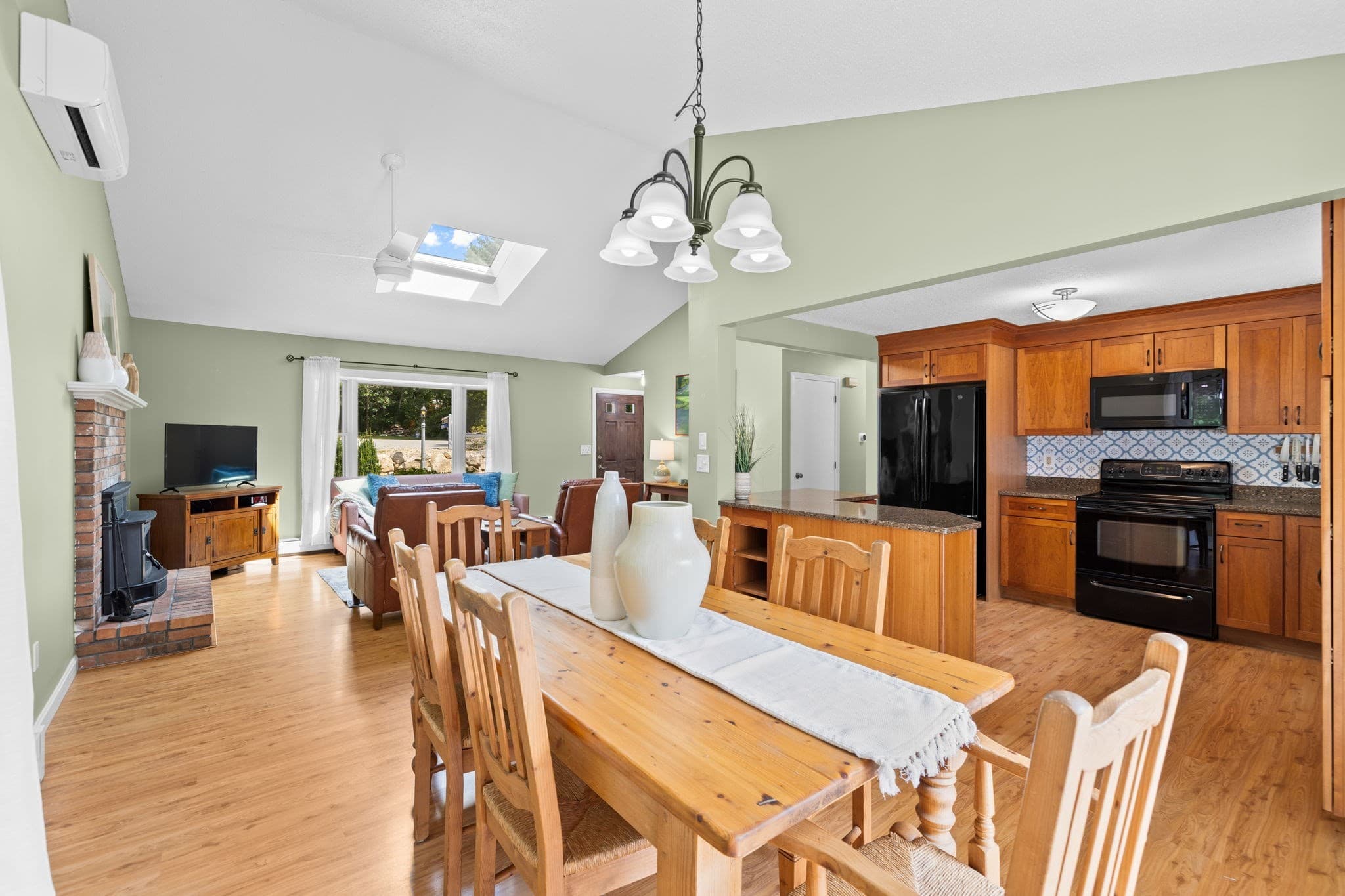 Single Family Residence at 19 Ivest Circle, Falmouth MA 02536, Falmouth, photo 7 of 29