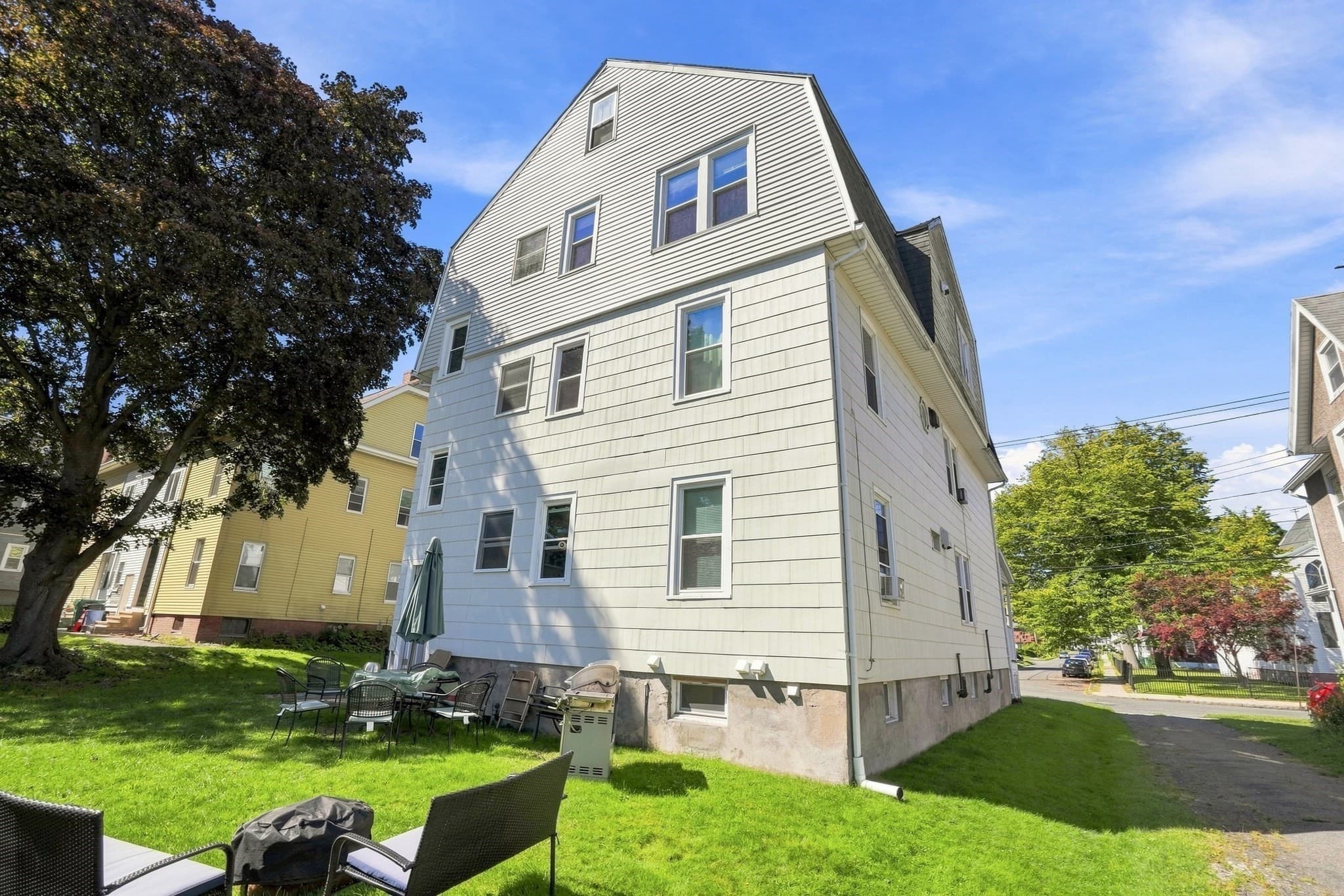 3 Family at 39 Bell St, Chicopee MA 01013, Chicopee, photo 25 of 38