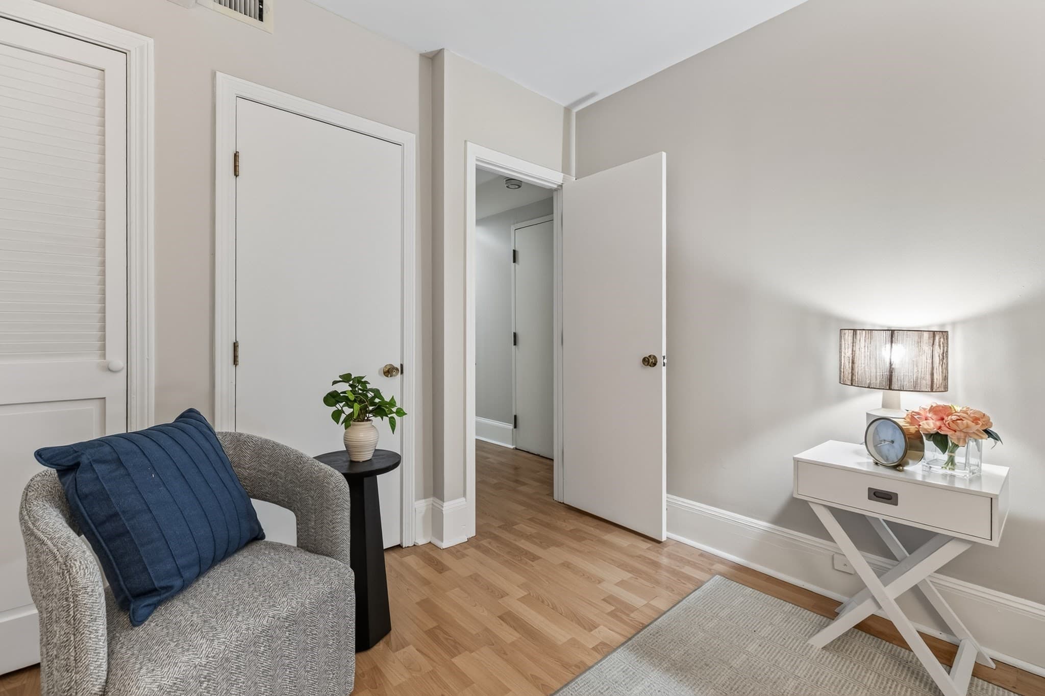 Condominium at 33 Bay State Rd # 2, Boston MA 02215, photo 16 of 33