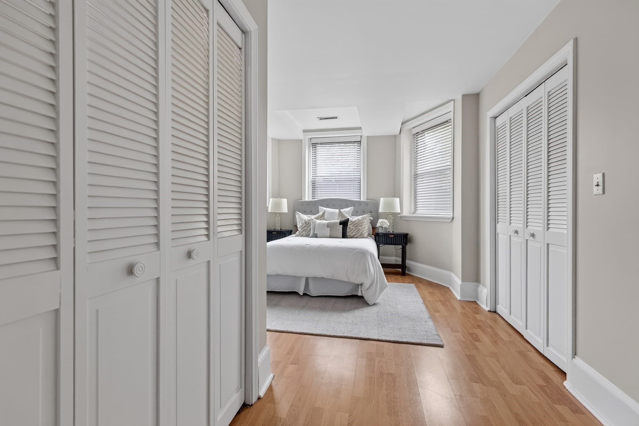 Condominium at 33 Bay State Rd # 2, Boston MA 02215, photo 15 of 33