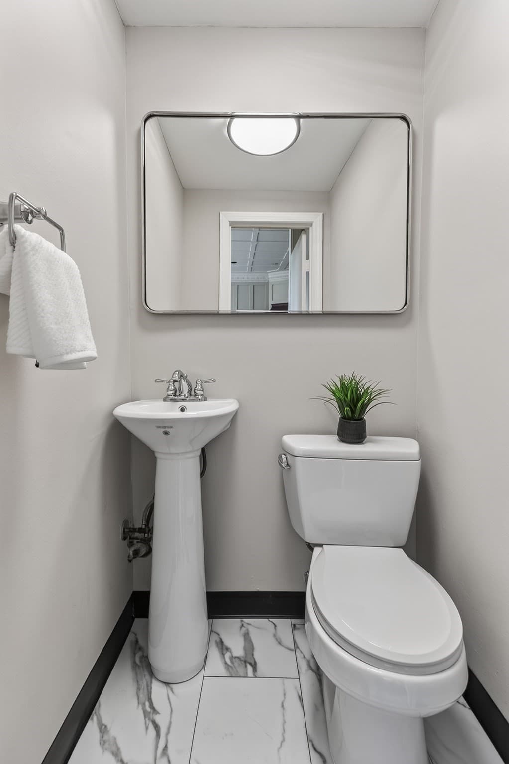 Condominium at 33 Bay State Rd # 2, Boston MA 02215, photo 11 of 33