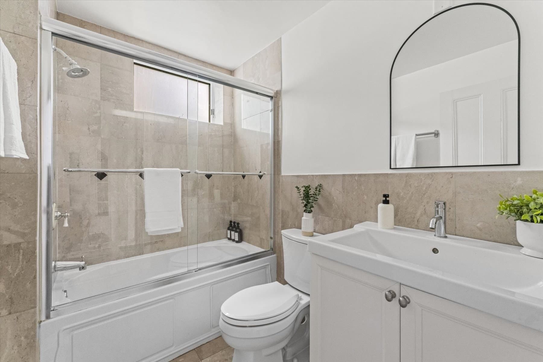 Condominium at 96 Seaverns Avenue # 1, Boston MA 02130, photo 32 of 42