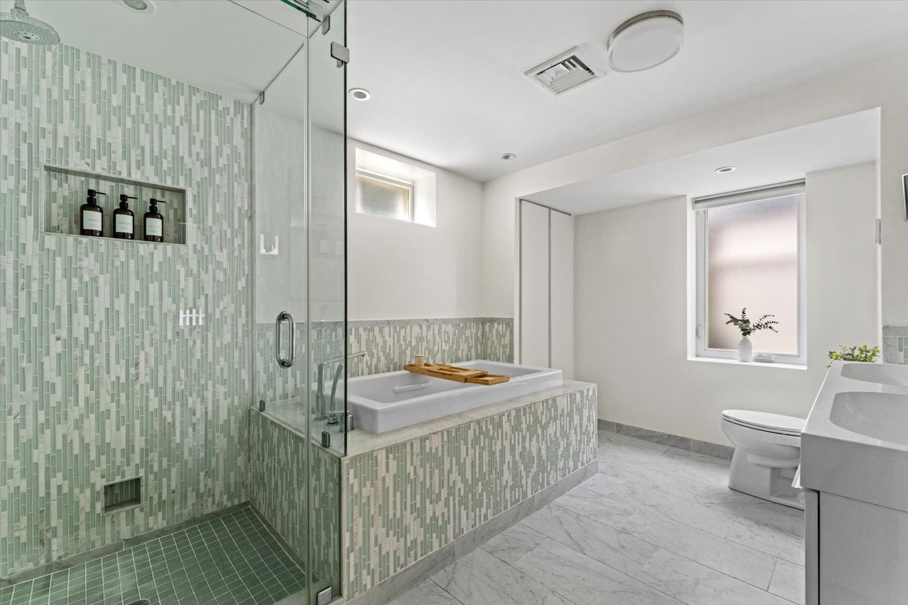 Condominium at 96 Seaverns Avenue # 1, Boston MA 02130, photo 20 of 42