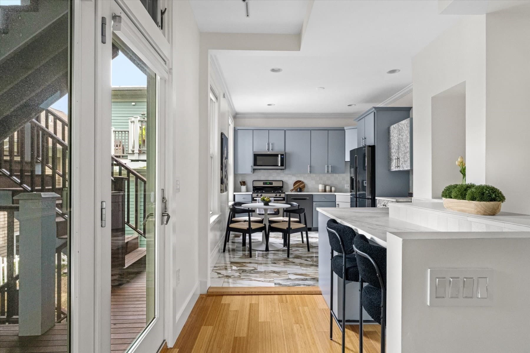 Condominium at 96 Seaverns Avenue # 1, Boston MA 02130, photo 9 of 42