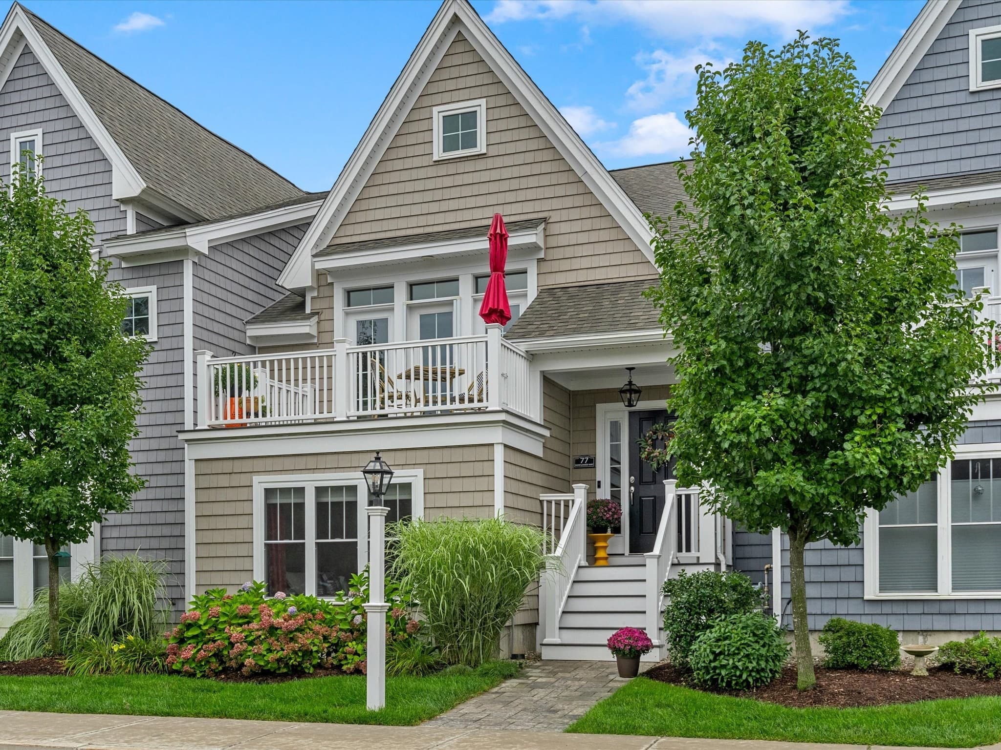 77 Sunflower Way, Plymouth MA 02360
