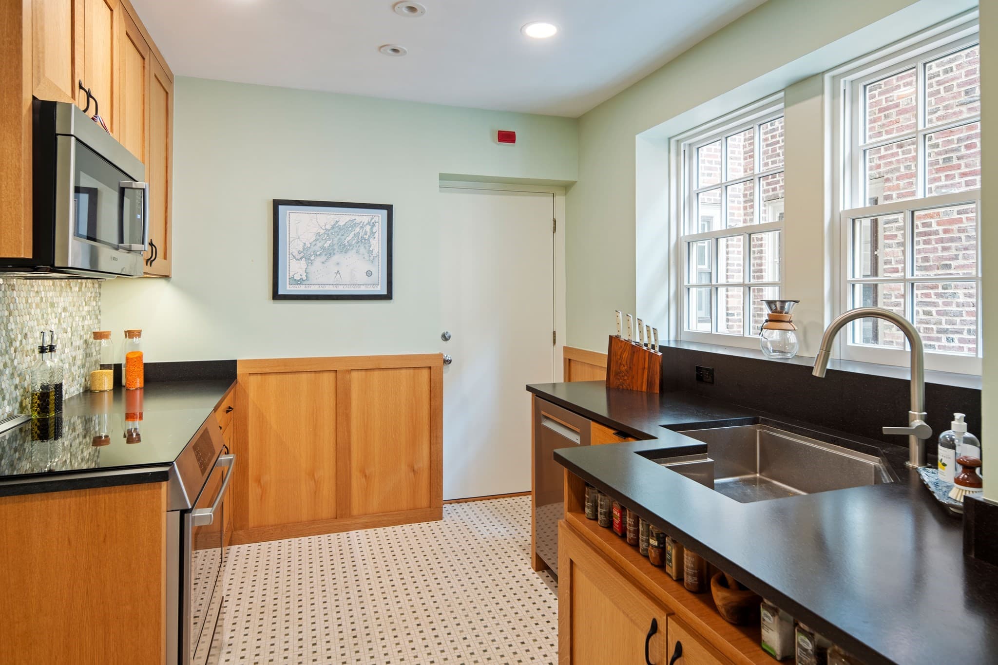 Stock Cooperative at 986 Memorial Drive # 204, Cambridge MA 02138, Cambridge, photo 15 of 26