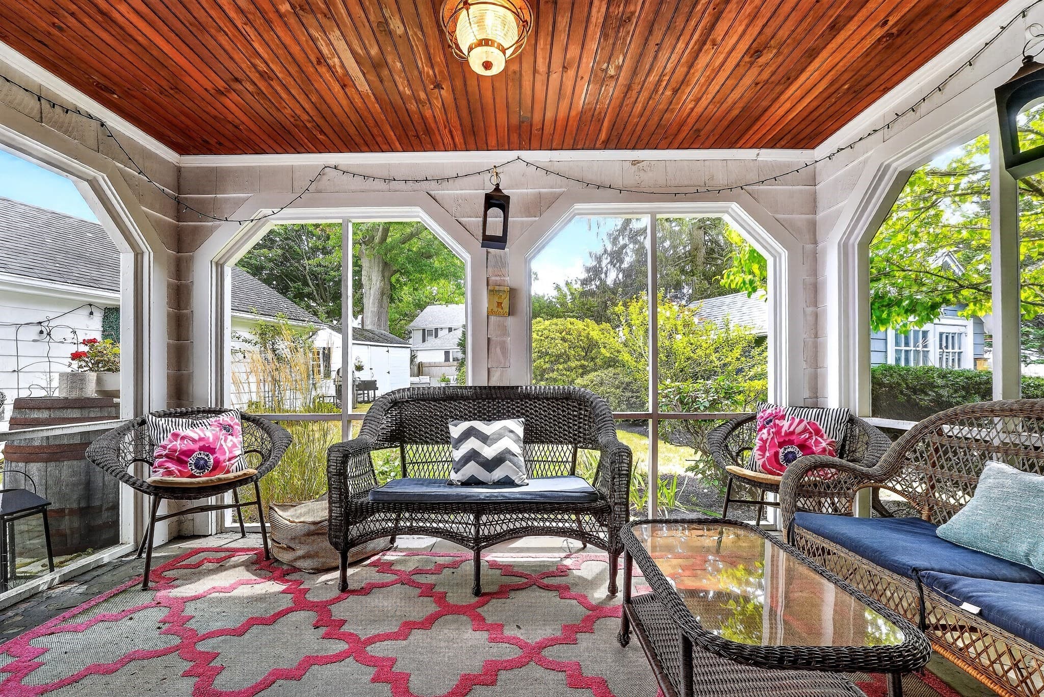 Single Family Residence at 41 Hillcrest Ave, Melrose MA 02176, Melrose, photo 9 of 40