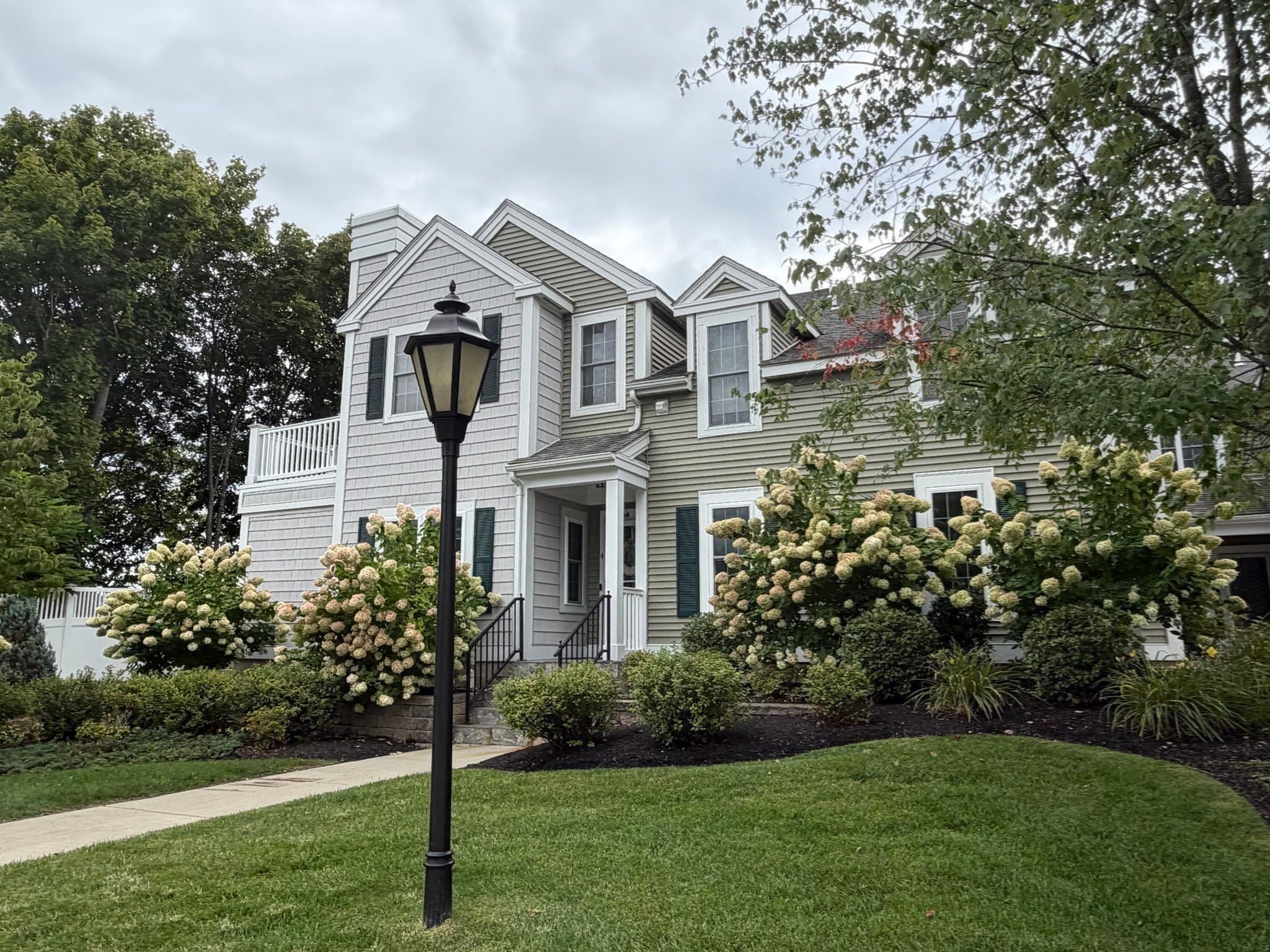 Condominium at 4 Village Dr # 4, Quincy MA 02169, photo 2 of 27