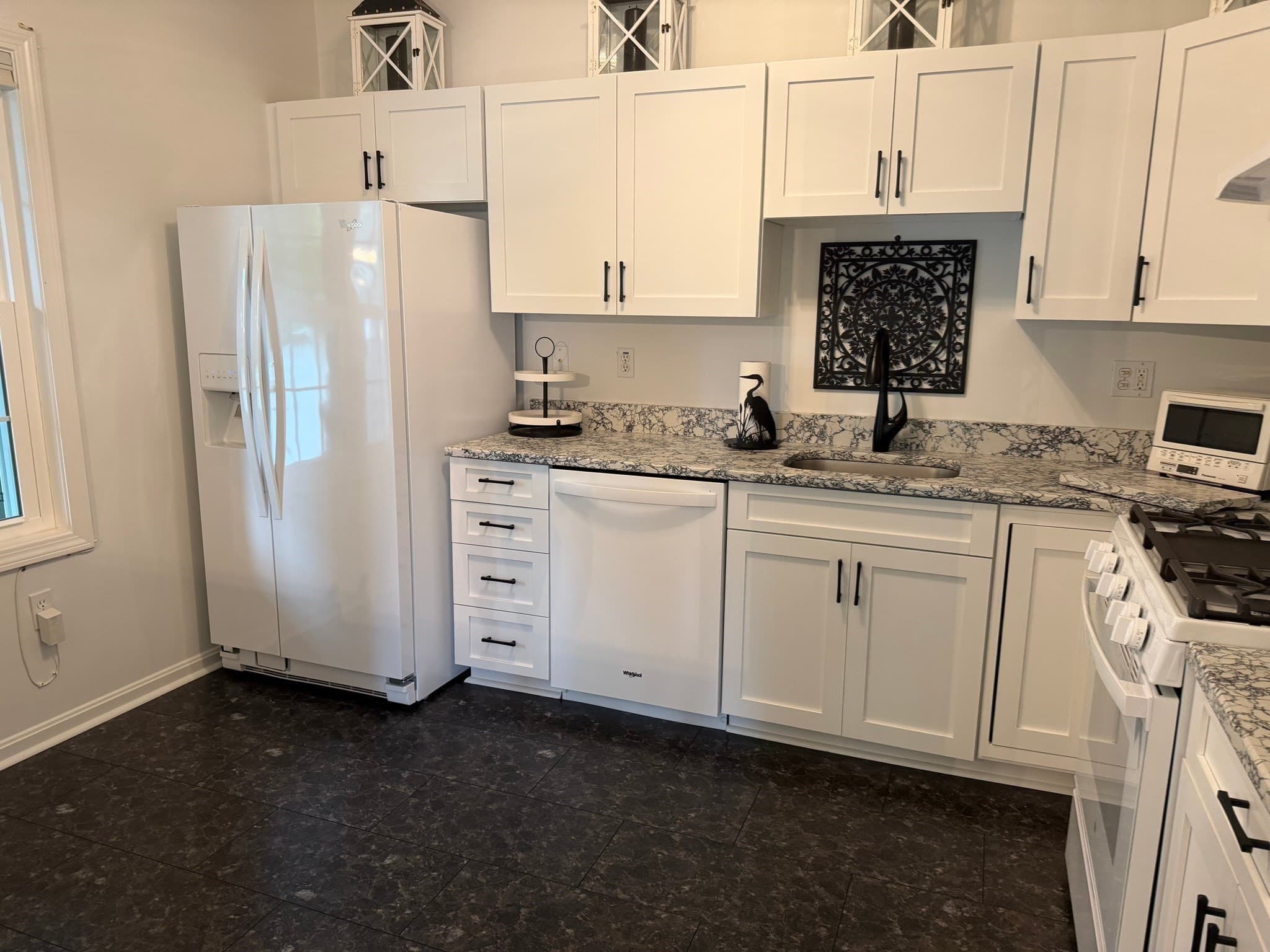 Condominium at 4 Village Dr # 4, Quincy MA 02169, photo 5 of 27