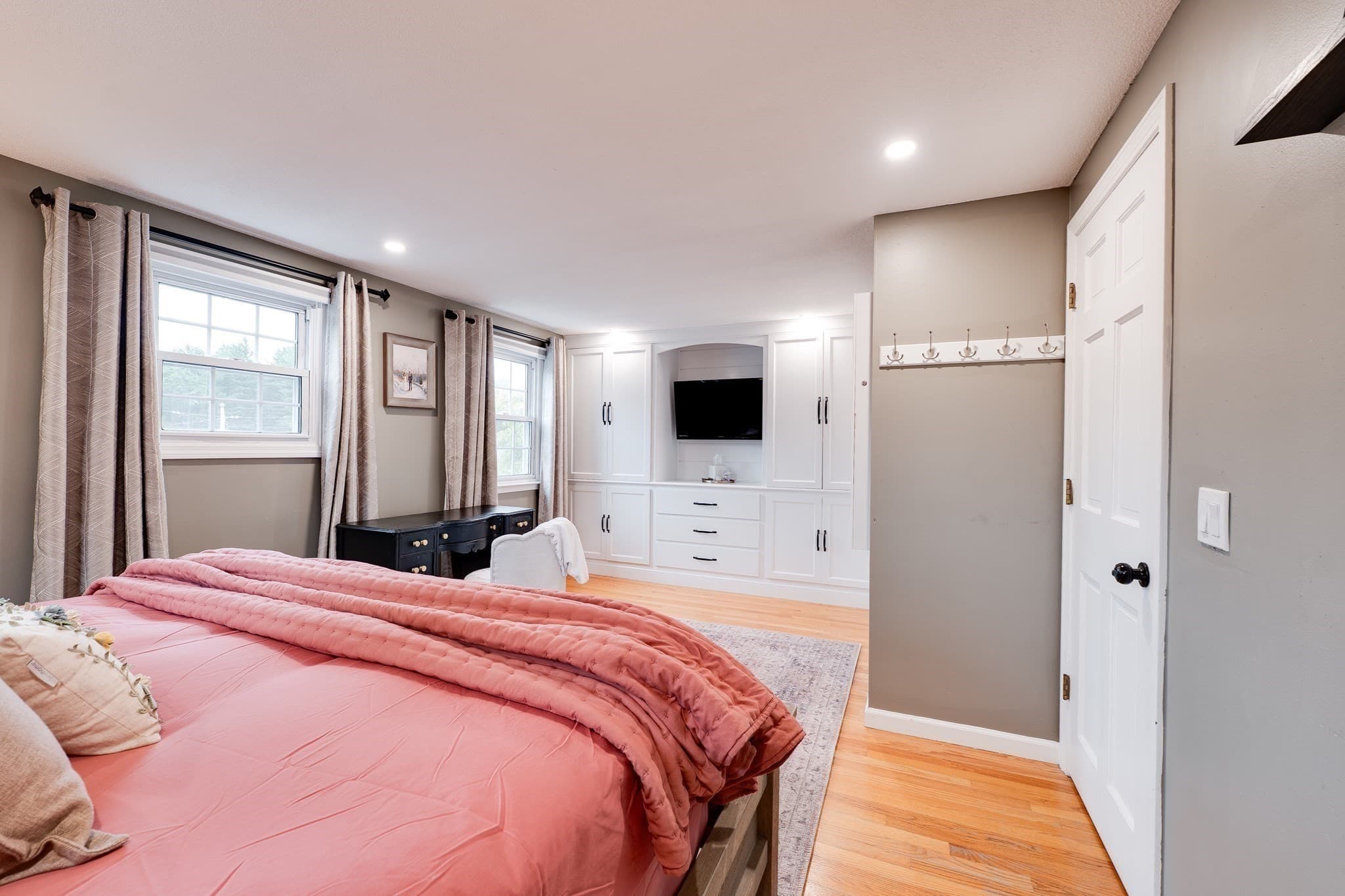 Single Family Residence at 67 Kittredge Dr, Westfield MA 01085, Westfield, photo 6 of 42
