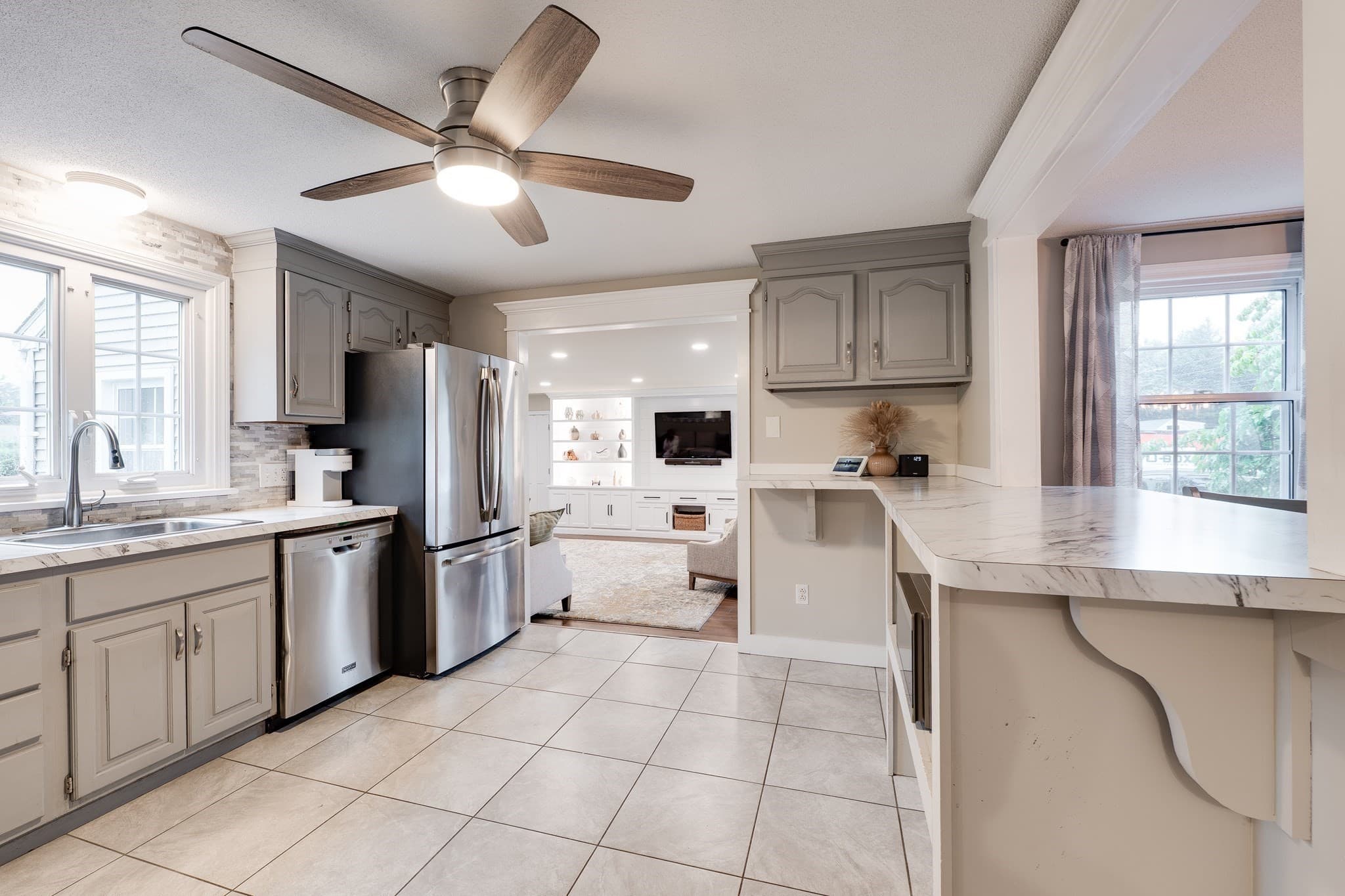 Single Family Residence at 67 Kittredge Dr, Westfield MA 01085, Westfield, photo 3 of 42