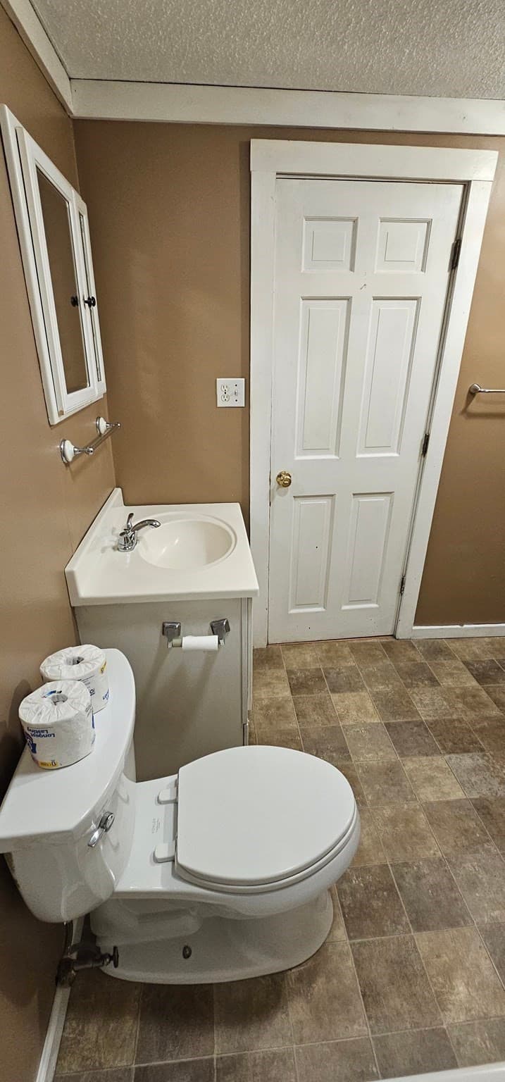 Single Family Residence at 53 H Putnam Rd, Charlton MA 01507, Charlton, photo 31 of 39