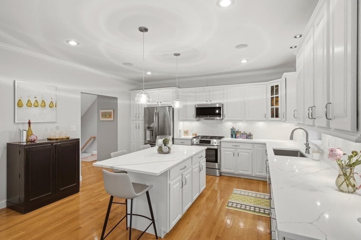 Condominium at 923 Lagrange St # 923, Boston MA 02132, Boston, photo 3 of 42