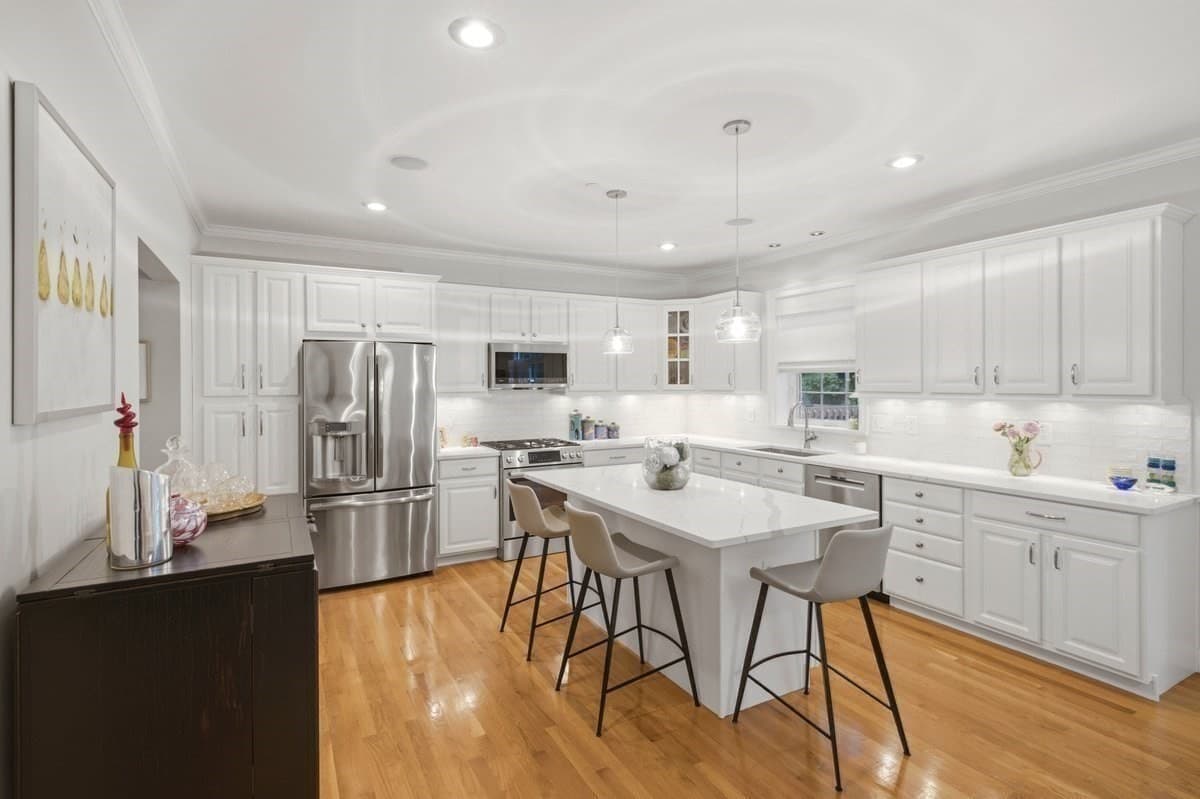 923 Lagrange St # 923, Boston MA 02132