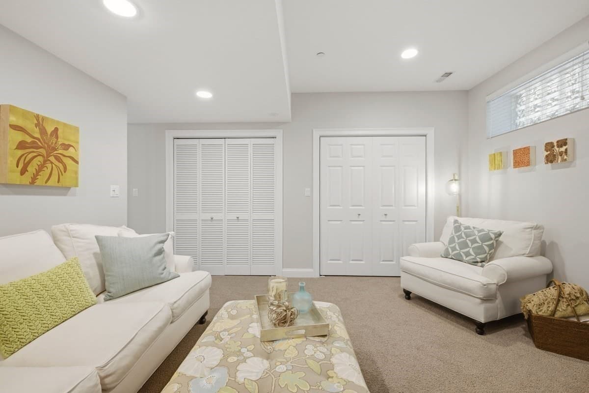 Condominium at 923 Lagrange St # 923, Boston MA 02132, Boston, photo 30 of 42