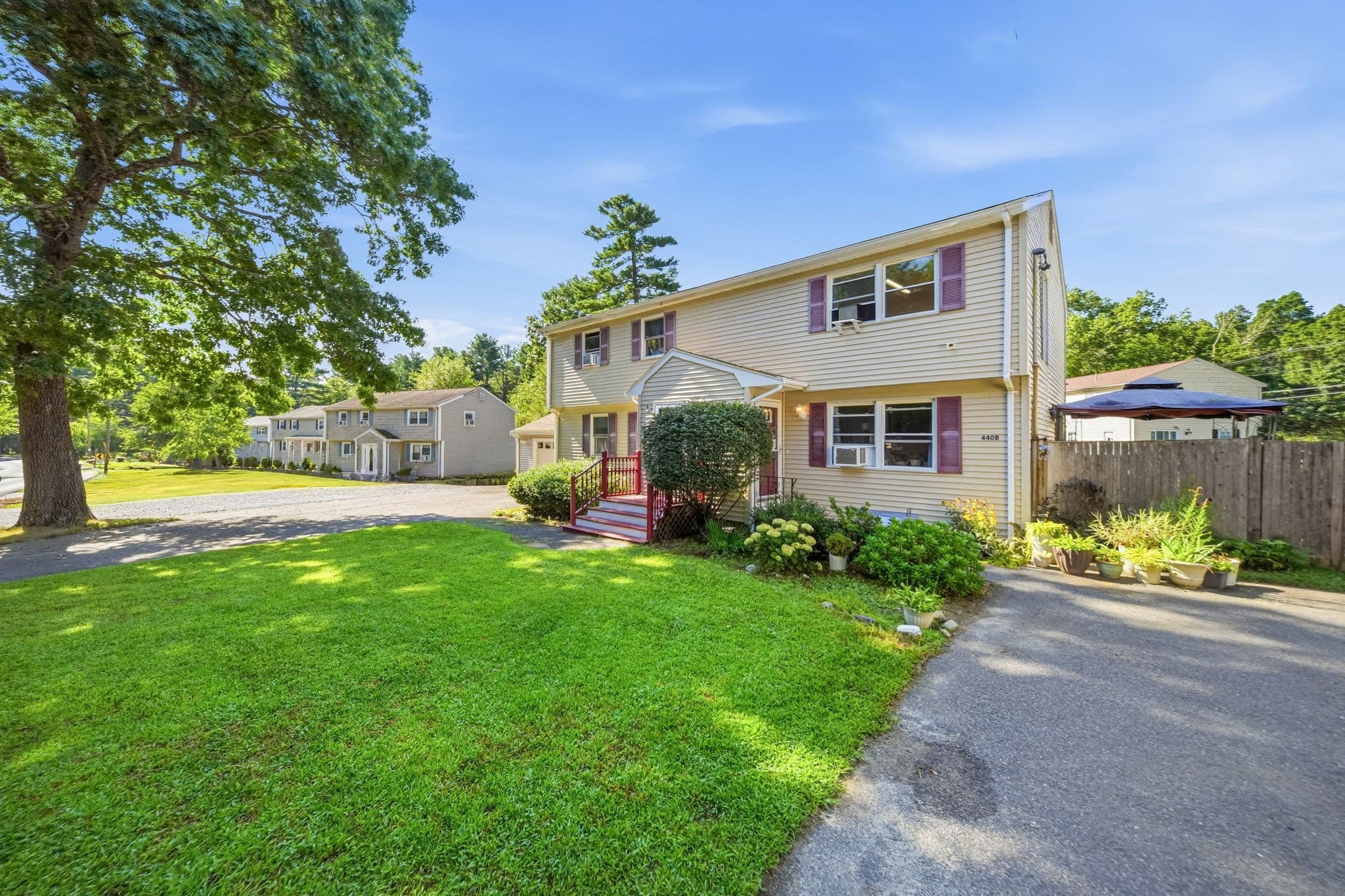 Condominium at 440 Caswell St # B, Taunton MA 02718, Taunton, photo 2 of 42