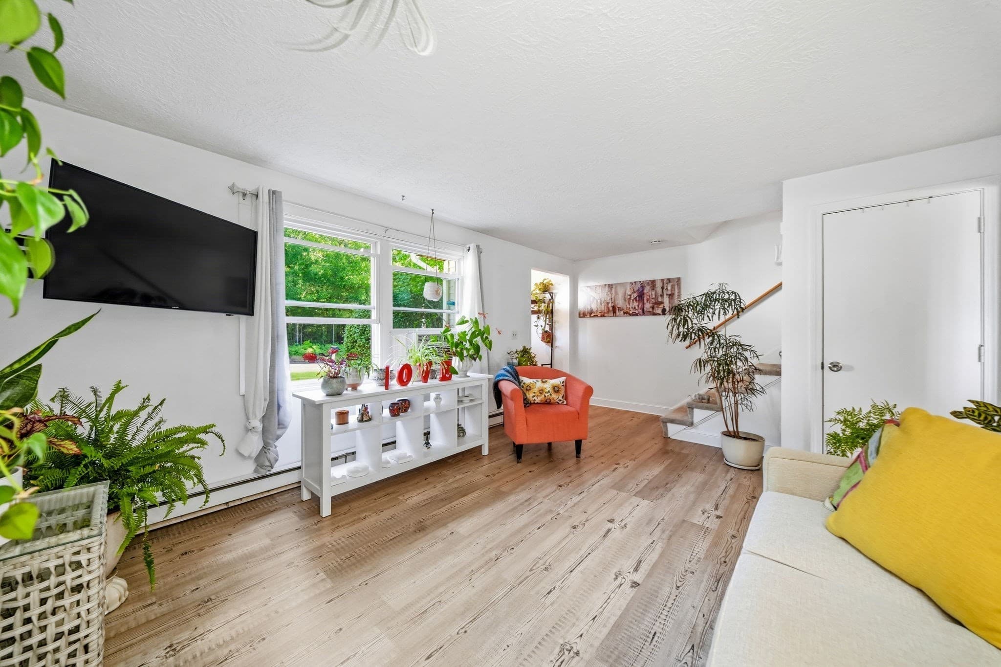Condominium at 440 Caswell St # B, Taunton MA 02718, Taunton, photo 7 of 42