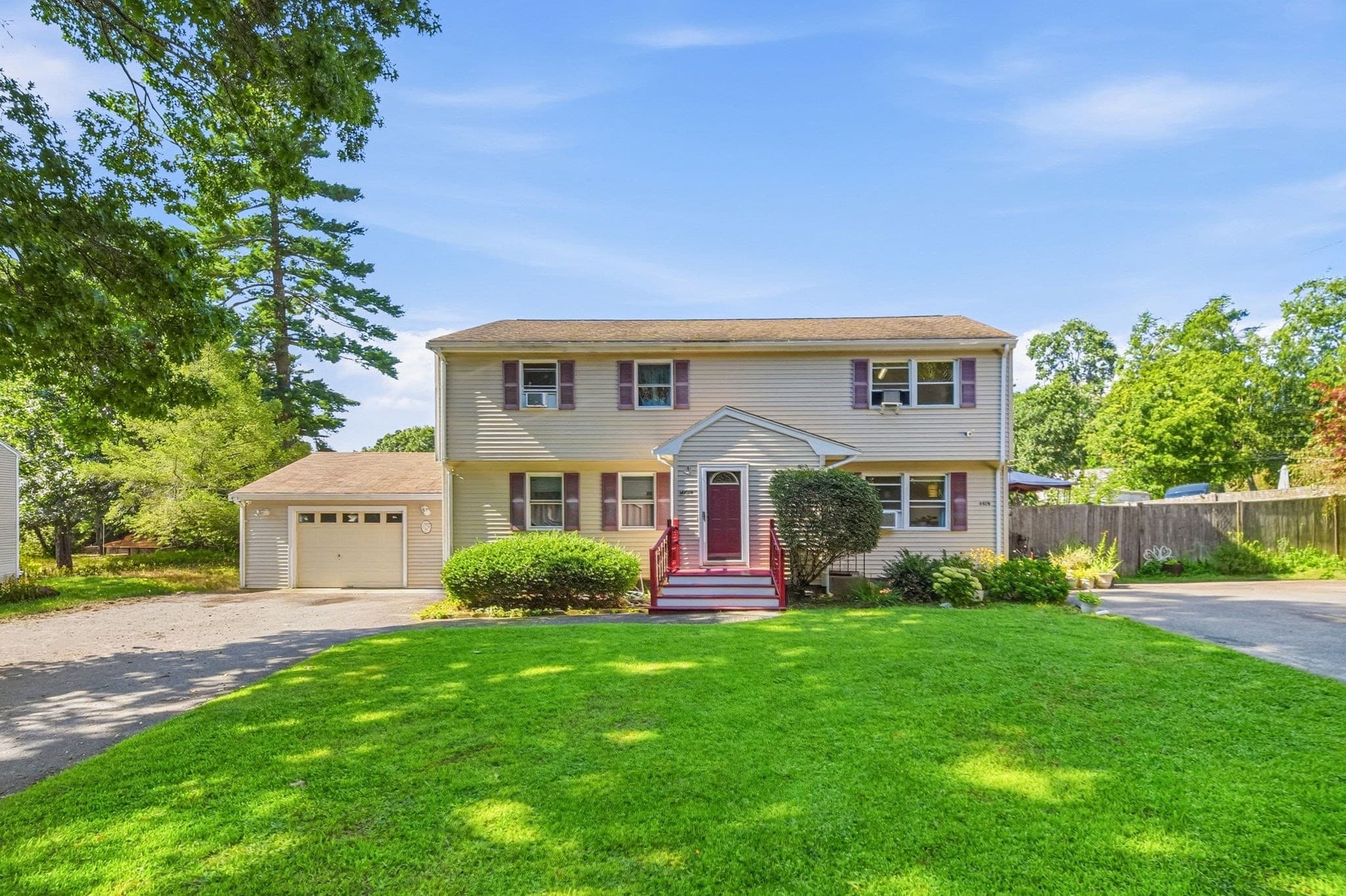 440 Caswell St # B, Taunton MA 02718