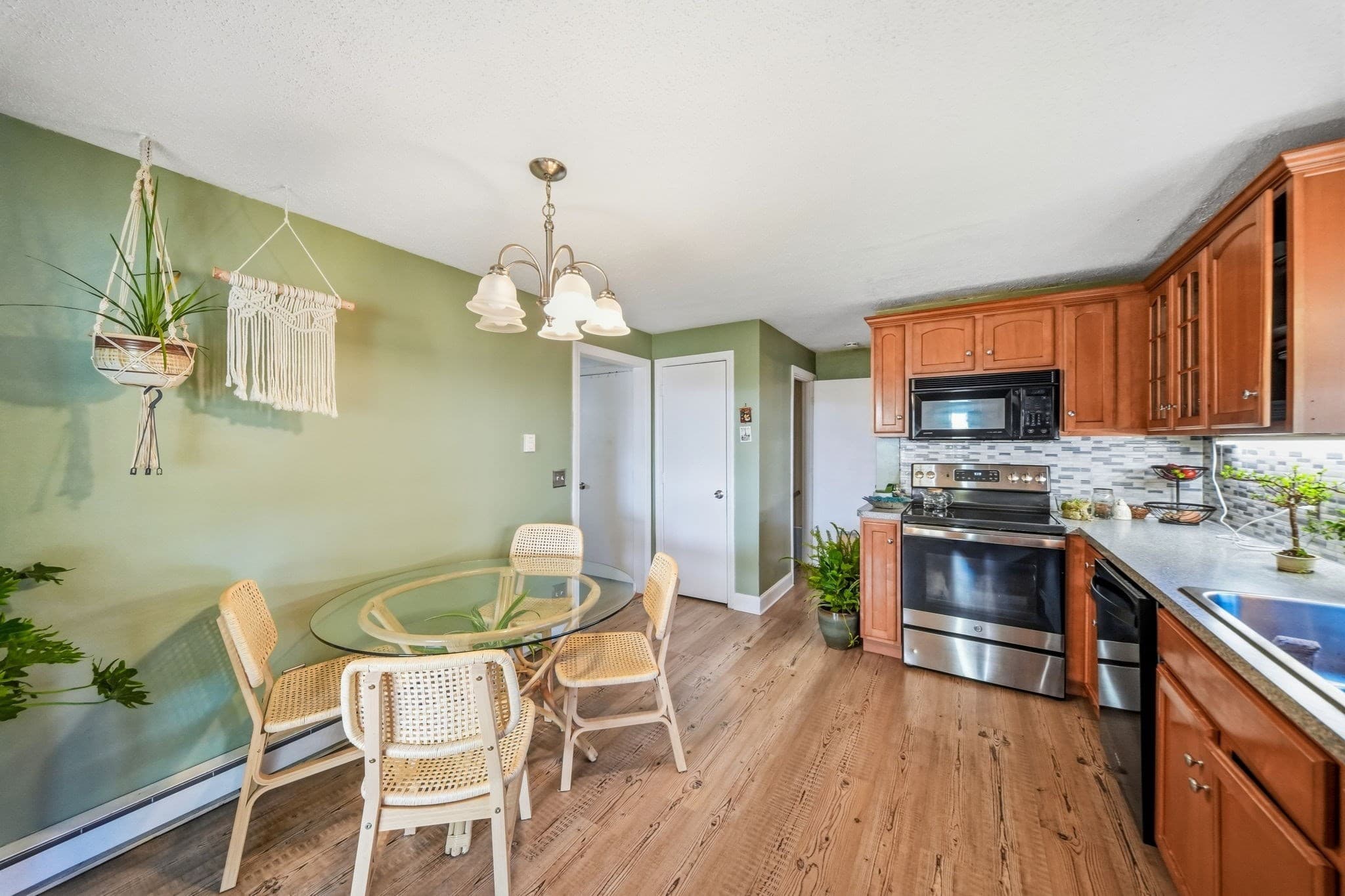 Condominium at 440 Caswell St # B, Taunton MA 02718, Taunton, photo 10 of 42