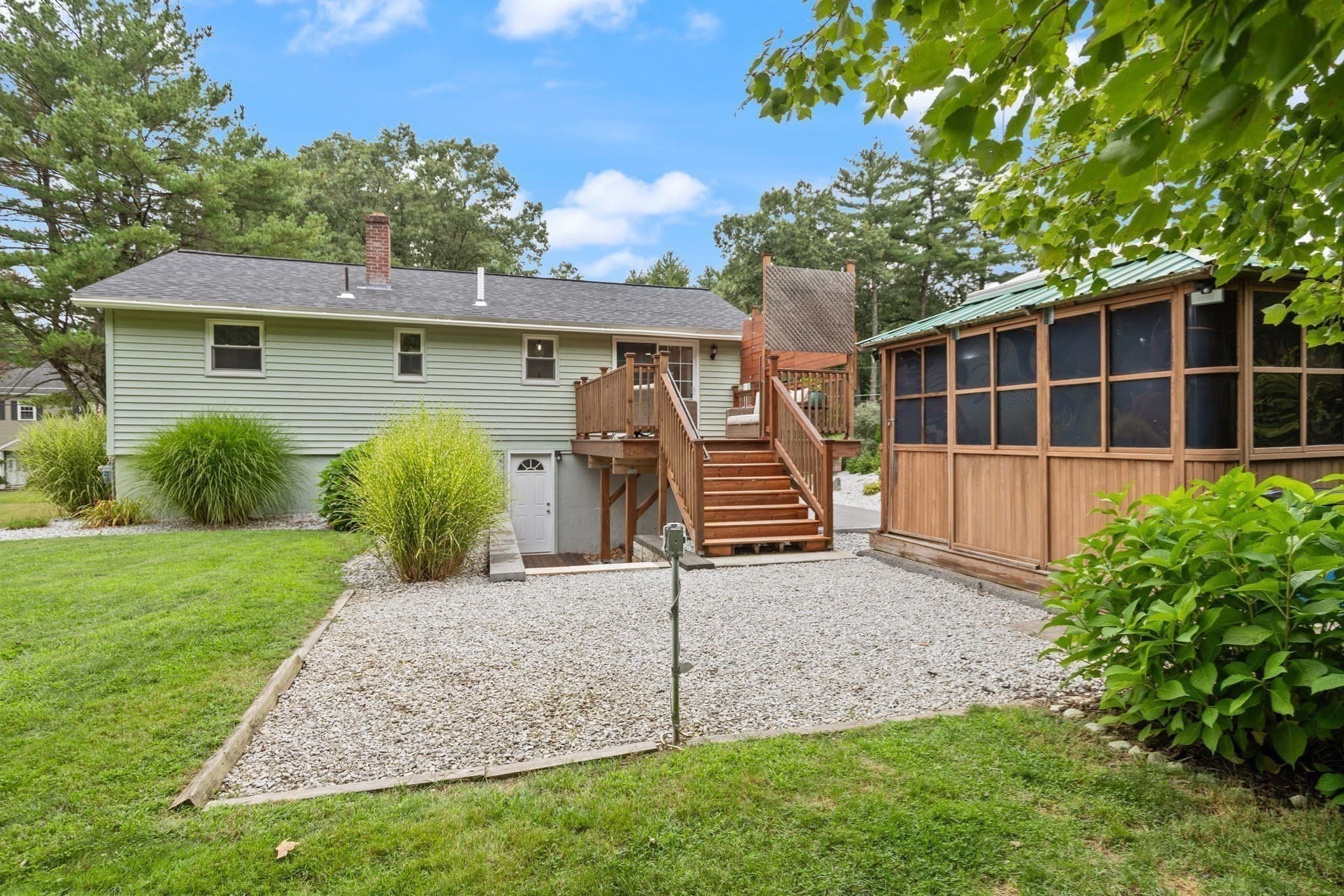 Single Family Residence at 24 Sleigh Rd, Chelmsford MA 01824, photo 32 of 40