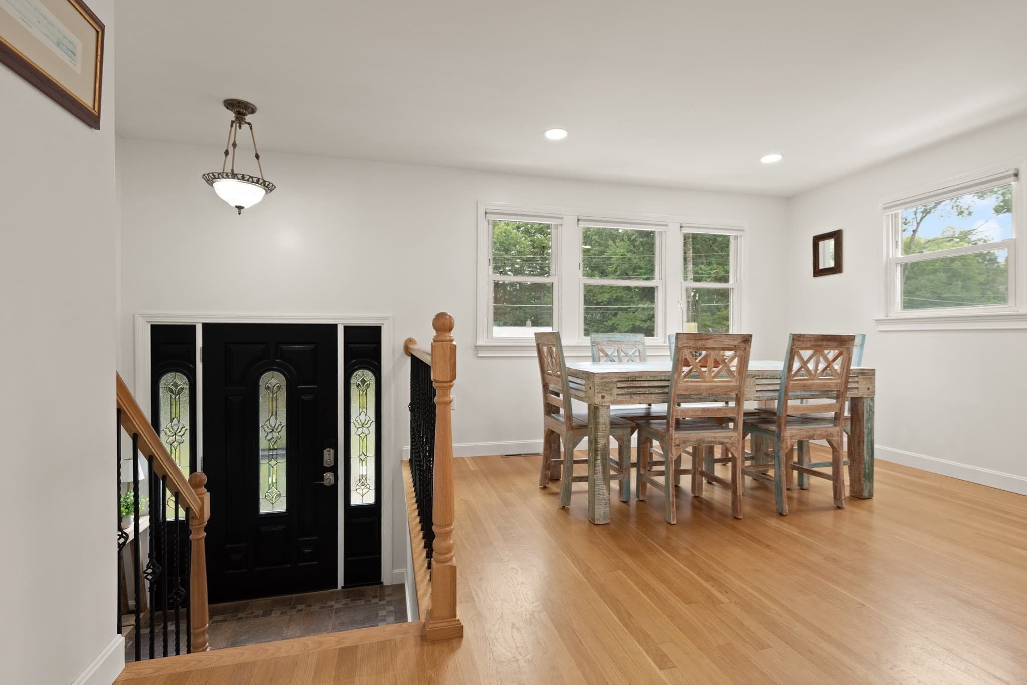 Single Family Residence at 24 Sleigh Rd, Chelmsford MA 01824, photo 4 of 40