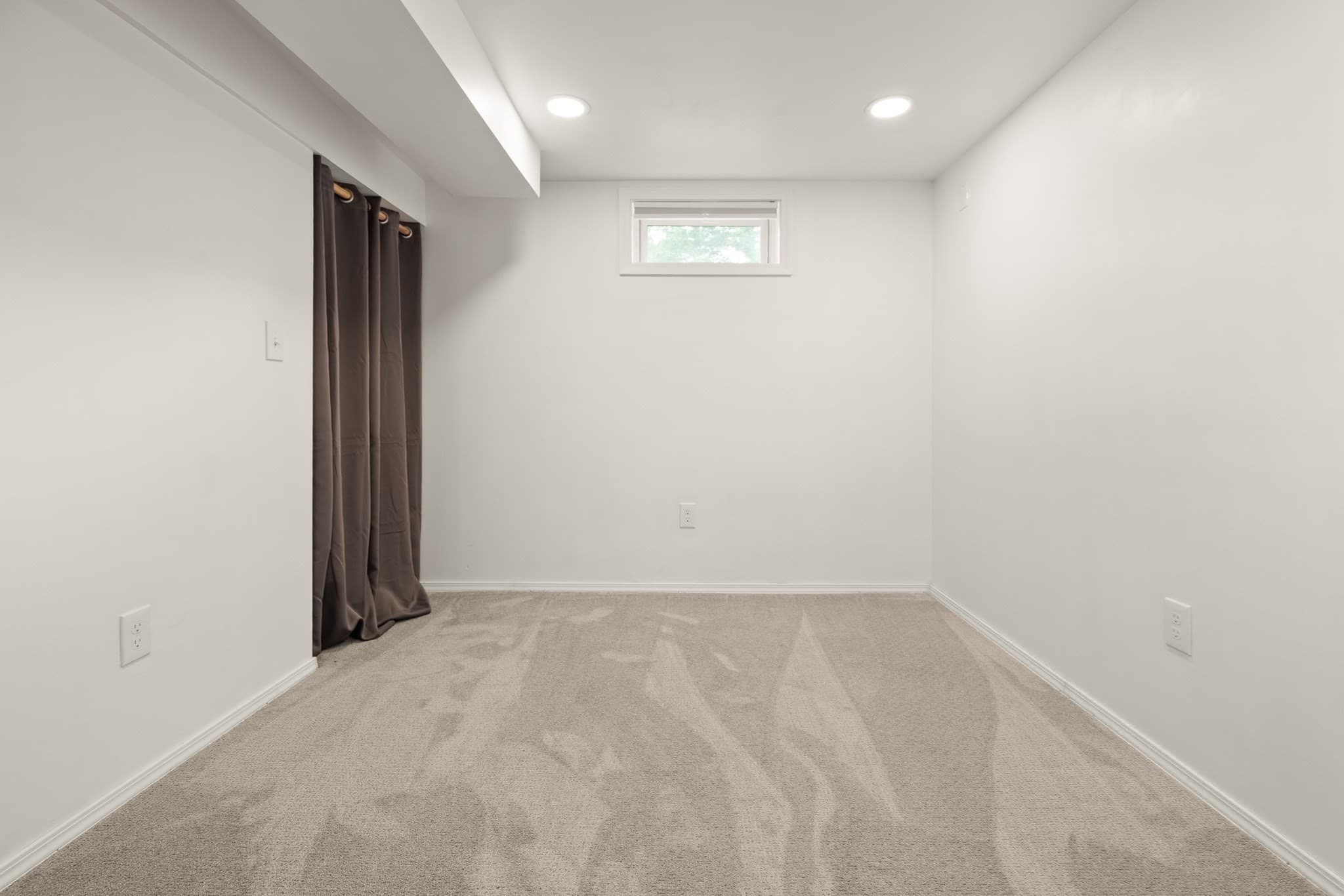 Single Family Residence at 24 Sleigh Rd, Chelmsford MA 01824, photo 21 of 40