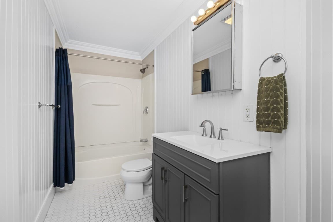 Condominium at 421 E 3rd St # 1, Boston MA 02127, Boston, photo 11 of 28