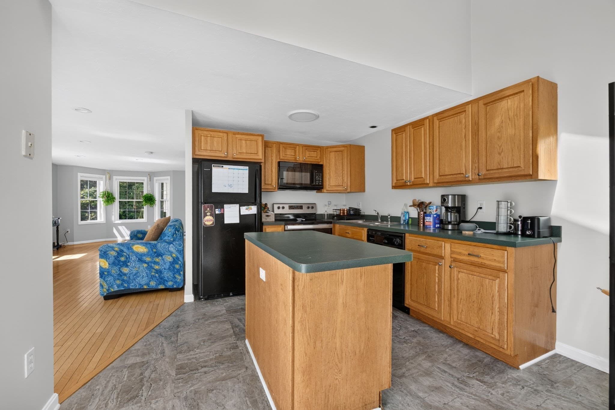 Condex at 58 Ledgecrest Dr # 58, Worcester MA 01603, Worcester, photo 17 of 42