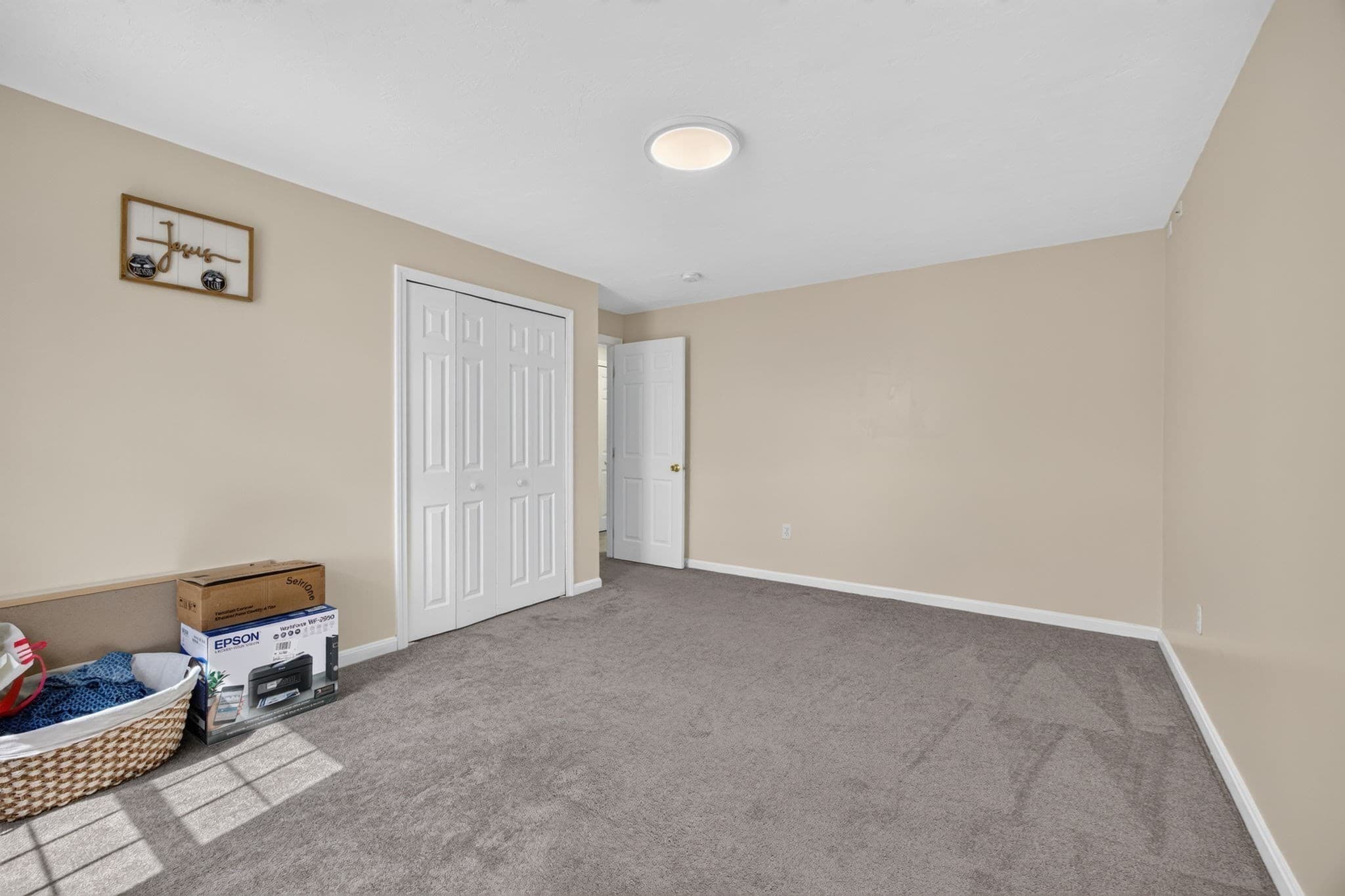 Condex at 58 Ledgecrest Dr # 58, Worcester MA 01603, Worcester, photo 26 of 42