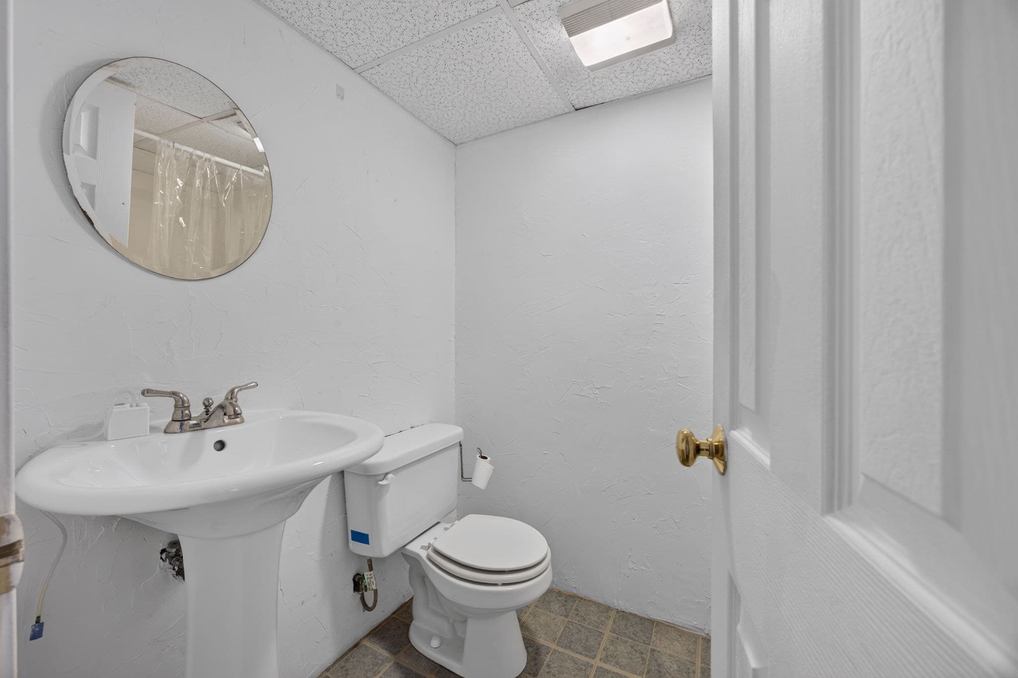 Condex at 58 Ledgecrest Dr # 58, Worcester MA 01603, Worcester, photo 33 of 42