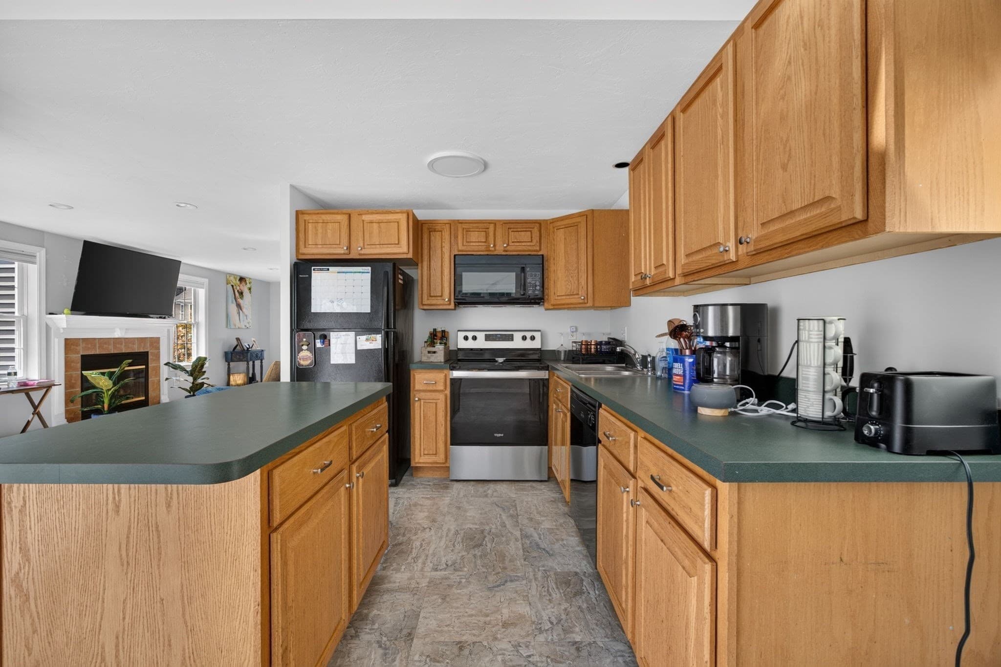 Condex at 58 Ledgecrest Dr # 58, Worcester MA 01603, Worcester, photo 18 of 42