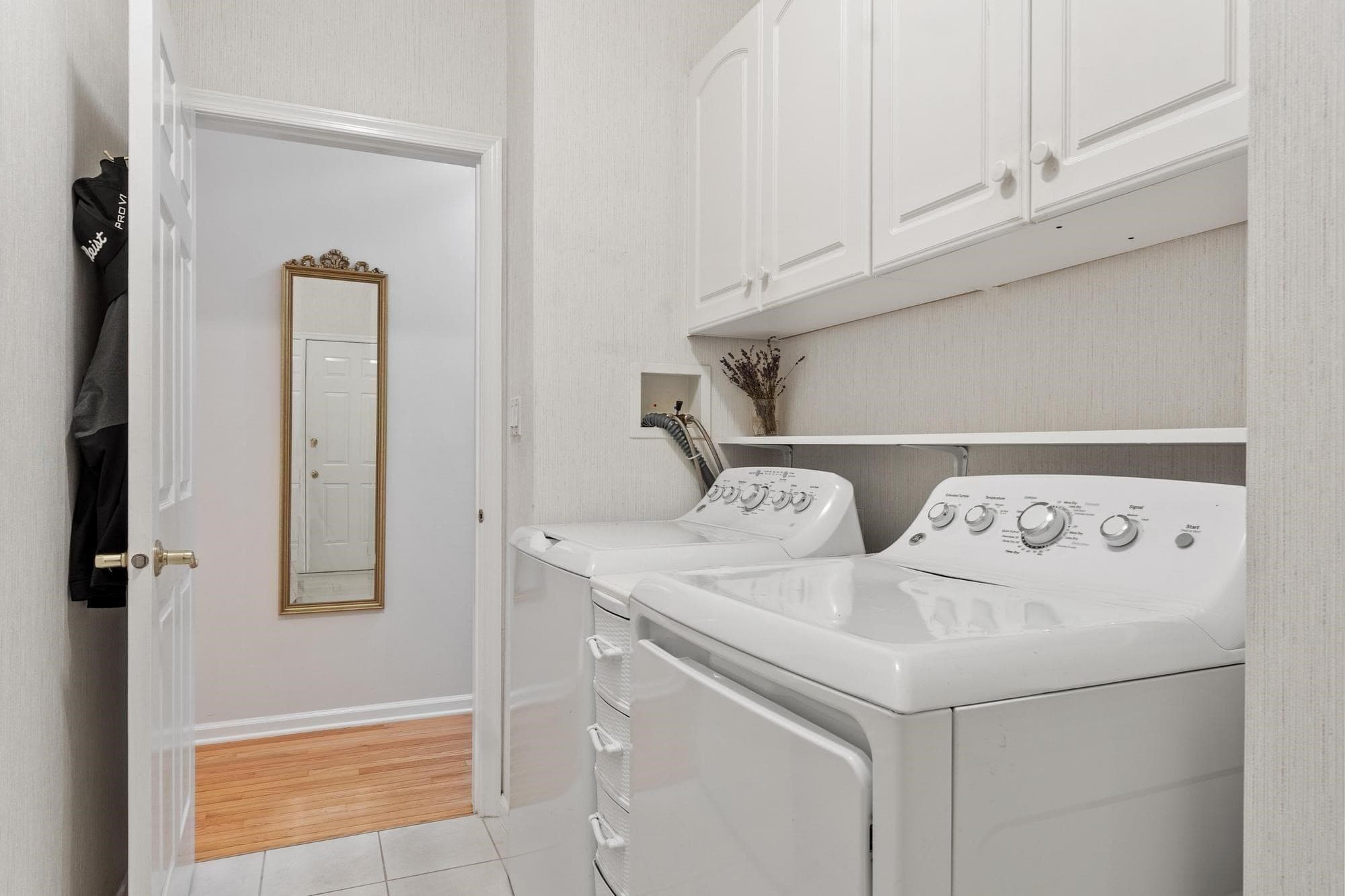 Condominium at 2 Nelson Cir # 2, Bedford MA 01730, Bedford, photo 11 of 37