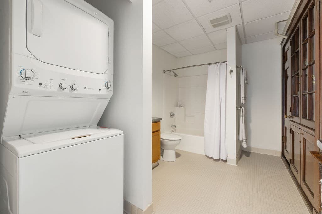 Condominium at 948 Main St # 202, Waltham MA 02453, Waltham, photo 14 of 25