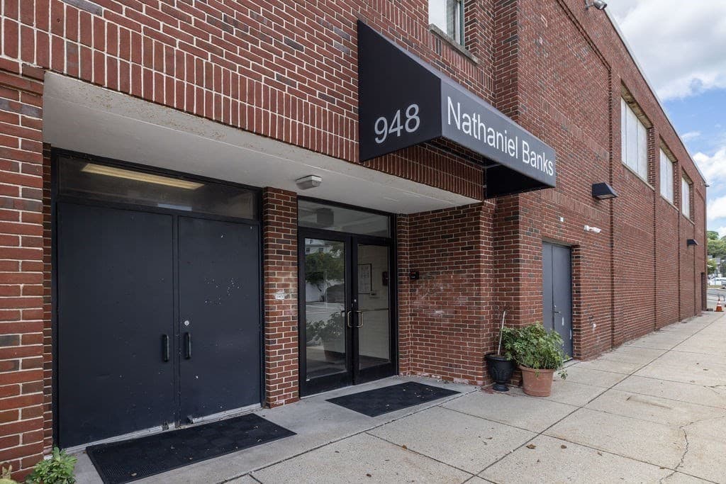 Condominium at 948 Main St # 202, Waltham MA 02453, Waltham, photo 18 of 25