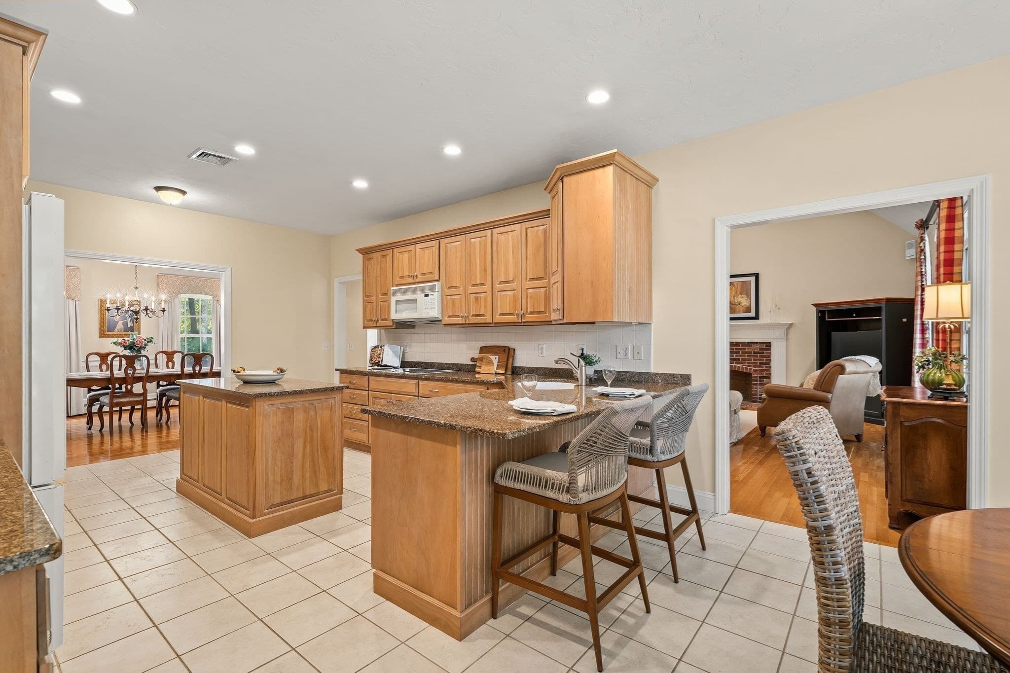 Single Family Residence at 11 Sycamore Ave, Bourne MA 02562, Bourne, photo 13 of 42