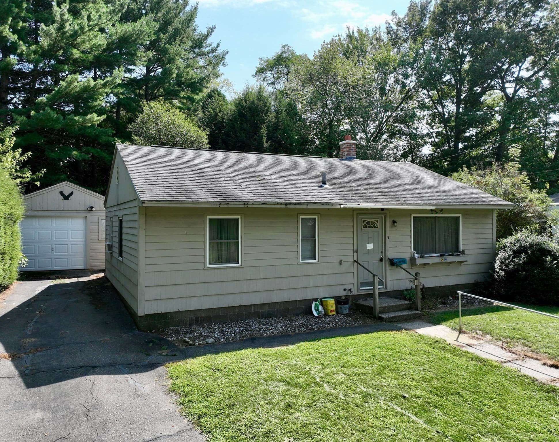9 Pine Brook Curve, Northampton MA 01060