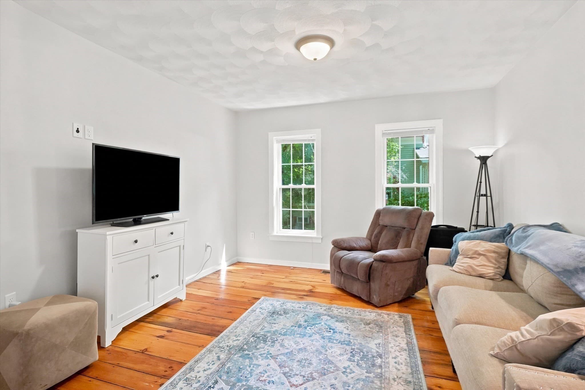 Single Family Residence at 998 Boston Rd, Haverhill MA 01835, Haverhill, photo 13 of 42