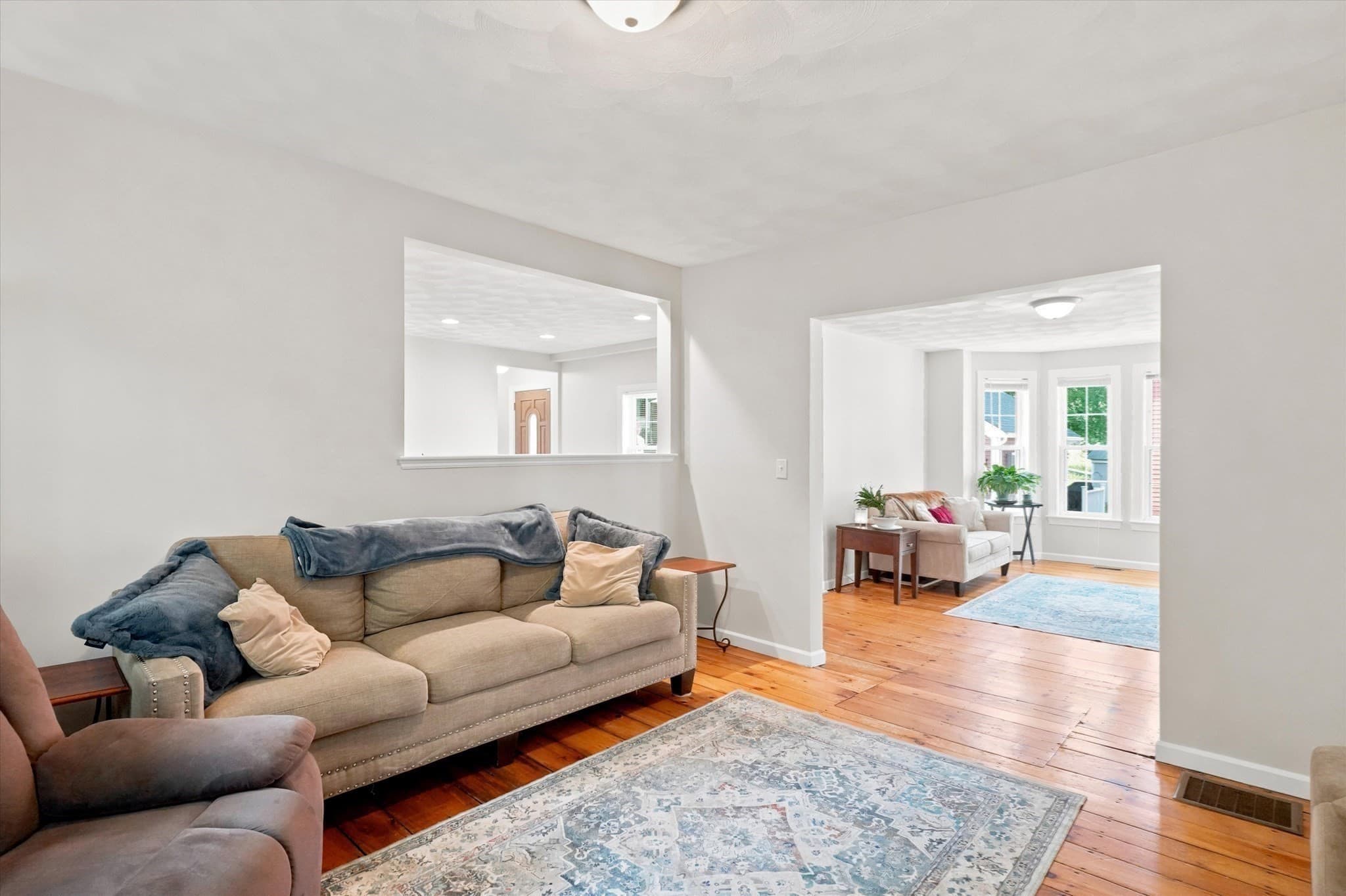 Single Family Residence at 998 Boston Rd, Haverhill MA 01835, Haverhill, photo 12 of 42