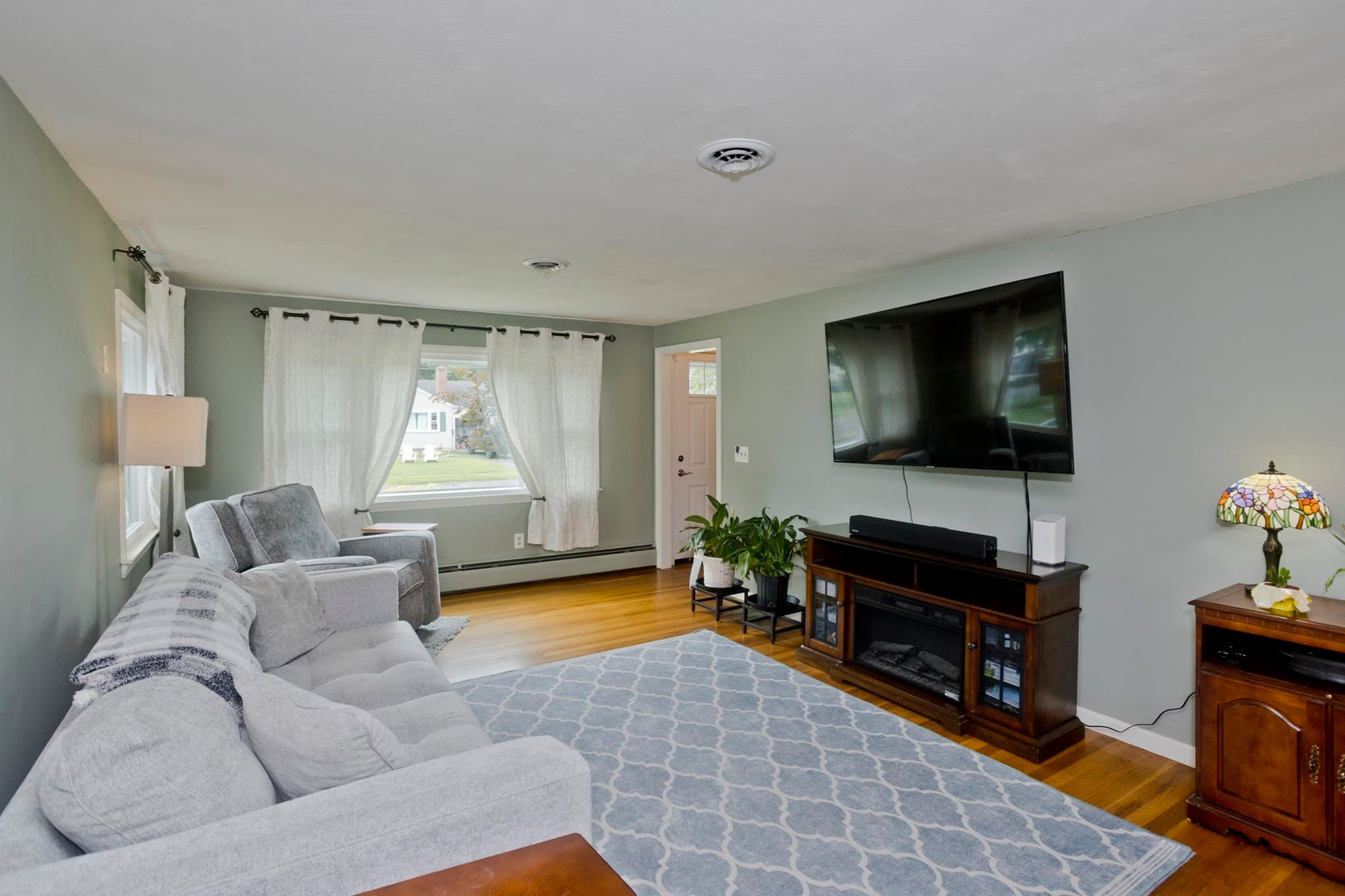 Single Family Residence at 41 Dartmouth St, Agawam MA 01001, Agawam, photo 10 of 26