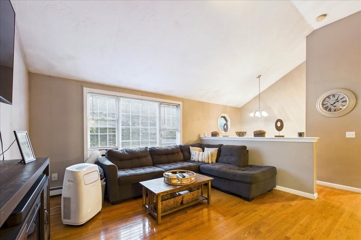Single Family Residence at 15 Old Center St, Middleboro MA 02346, Middleboro, photo 14 of 42
