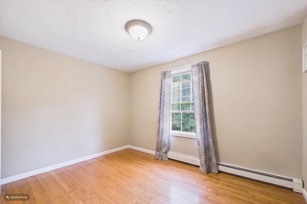 Single Family Residence at 15 Old Center St, Middleboro MA 02346, Middleboro, photo 21 of 42