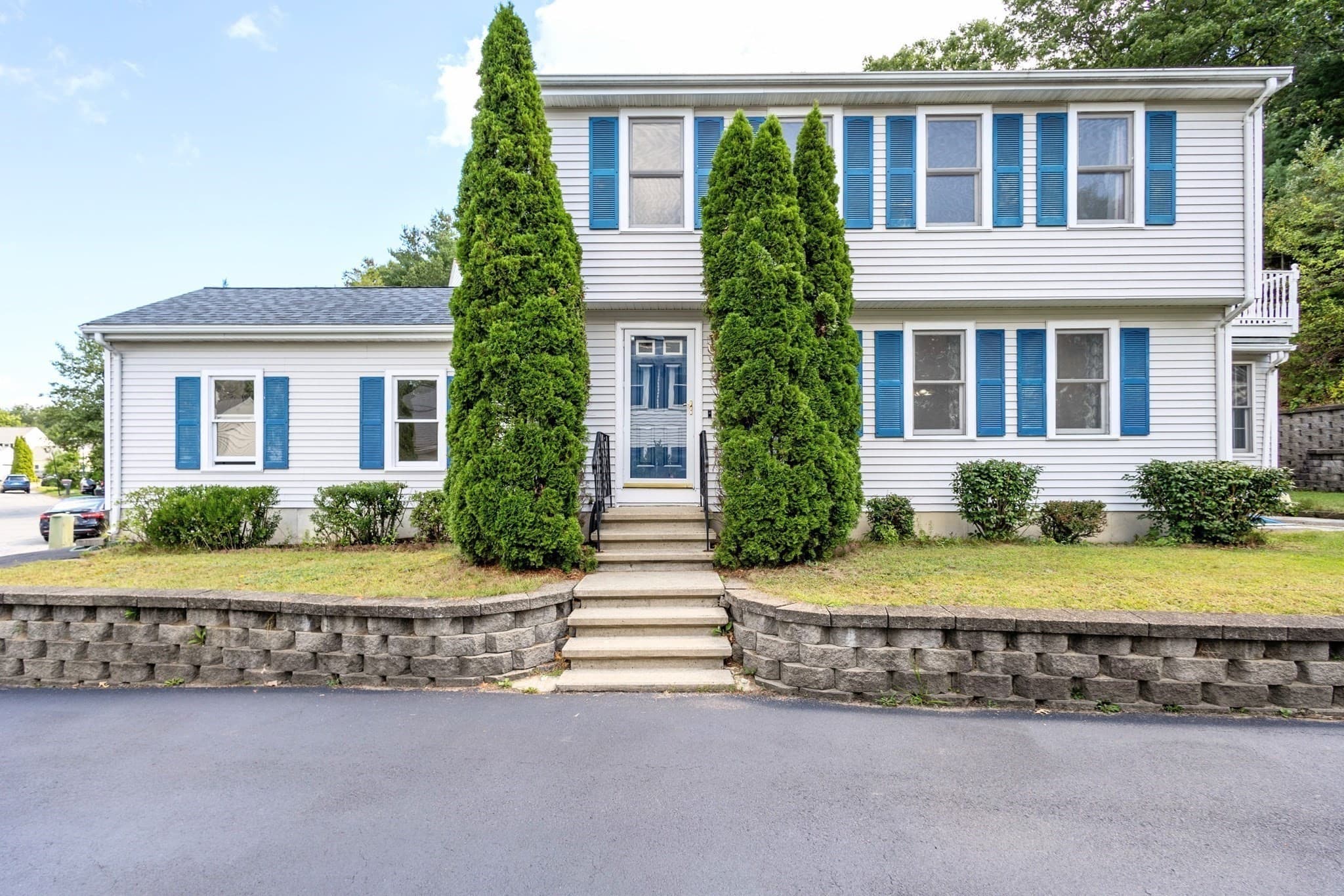 Single Family Residence at 20 Hatikva Way, Chelmsford MA 01863, photo 2 of 36