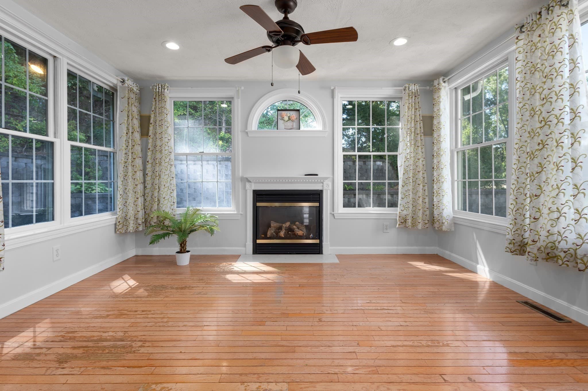 Single Family Residence at 20 Hatikva Way, Chelmsford MA 01863, photo 14 of 36
