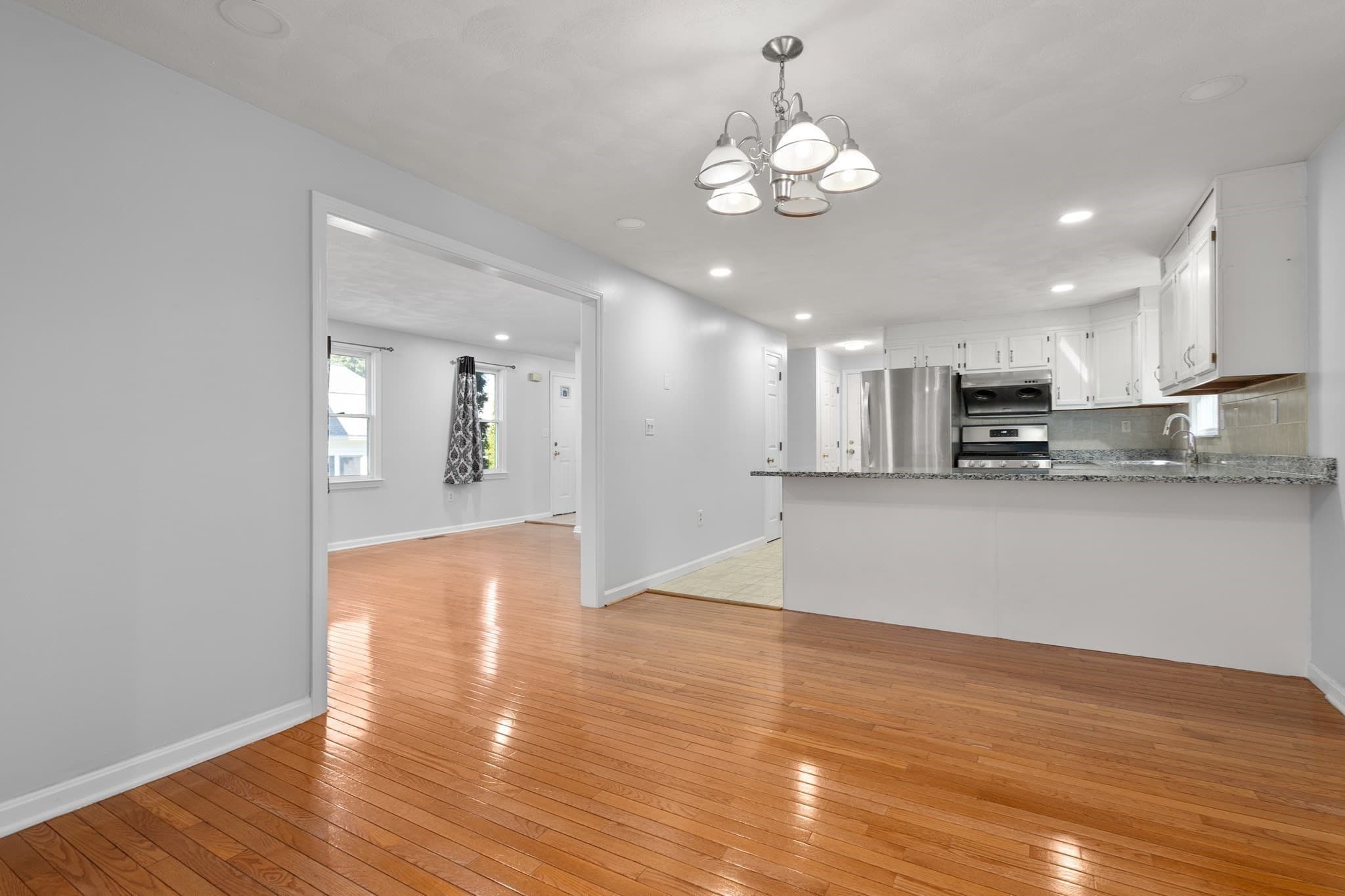 Single Family Residence at 20 Hatikva Way, Chelmsford MA 01863, photo 8 of 36