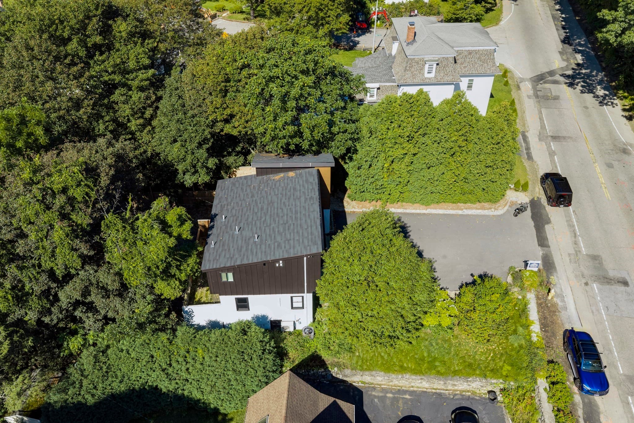 Single Family Residence at 335 Salisbury St, Worcester MA 01609, Worcester, photo 26 of 31