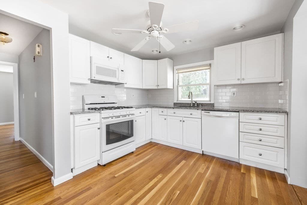 Single Family Residence at 145 Sherrin Street, Boston MA 02136, photo 4 of 25