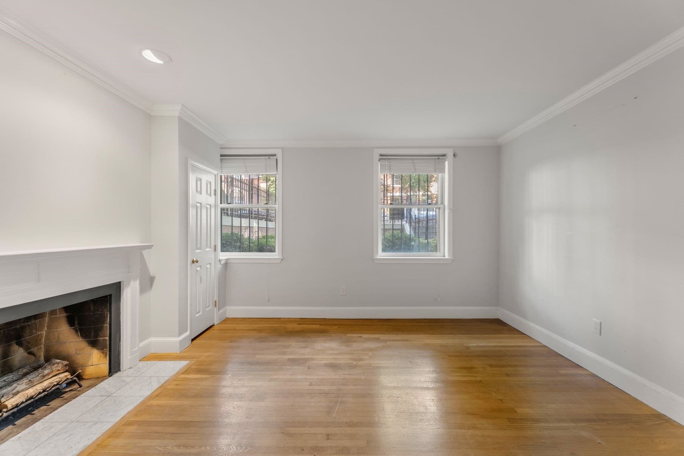 Condominium at 180 Marlborough St. # 1, Boston MA 02116, photo 13 of 21