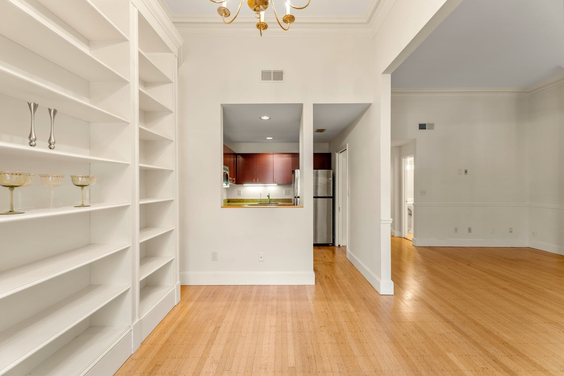 Condominium at 180 Marlborough St. # 1, Boston MA 02116, photo 8 of 21