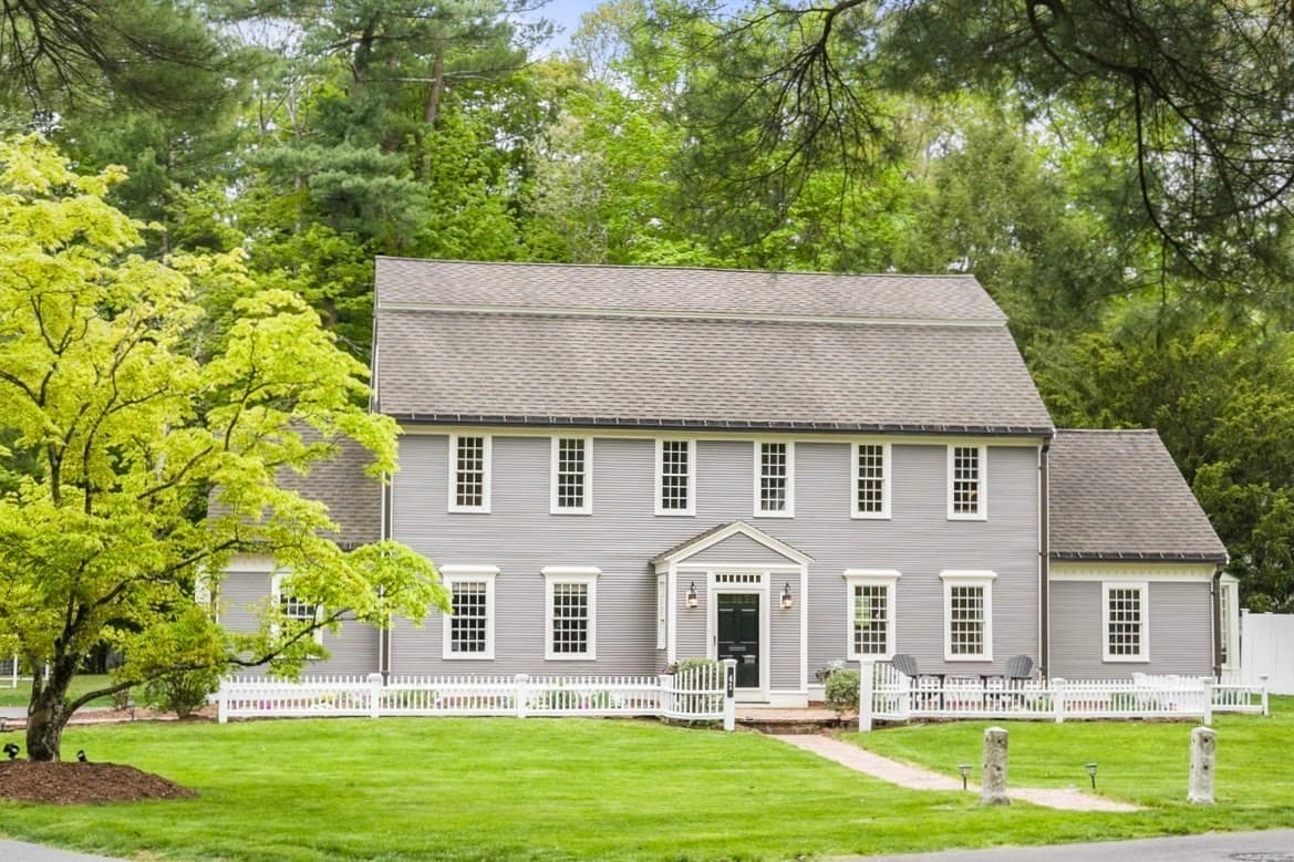 41 Longmeadow Road, Wellesley MA 02482