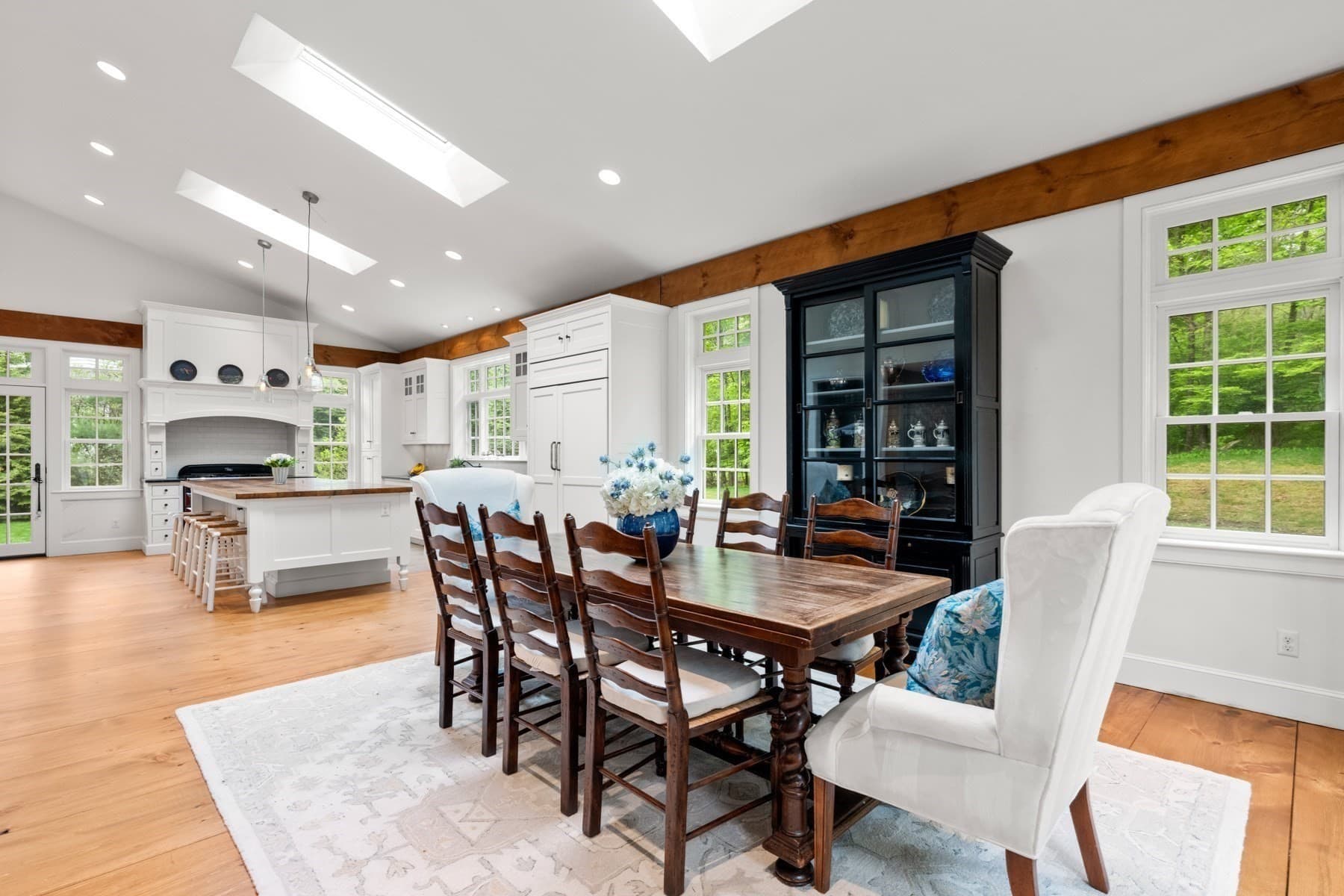 Single Family Residence at 41 Longmeadow Road, Wellesley MA 02482, Wellesley, photo 14 of 41